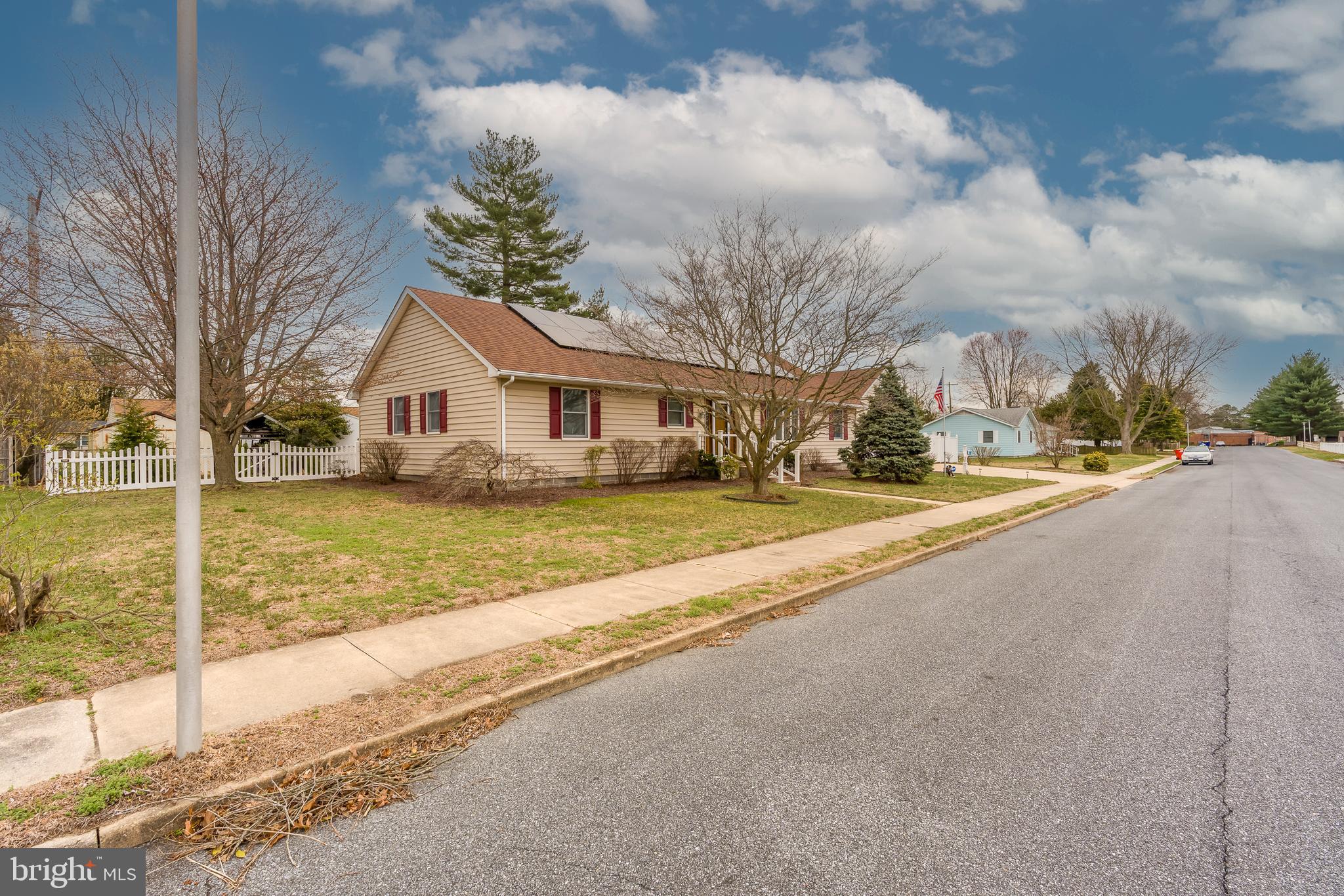 HUDSON ESTATES - Residential