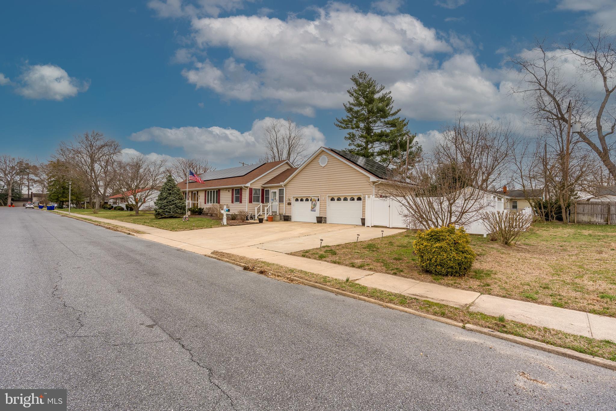 HUDSON ESTATES - Residential