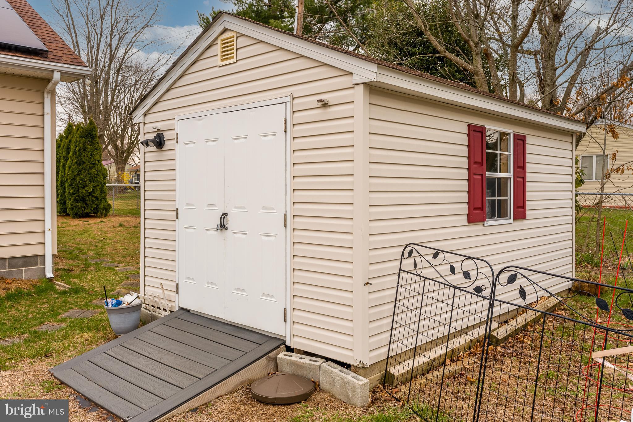 HUDSON ESTATES - Residential