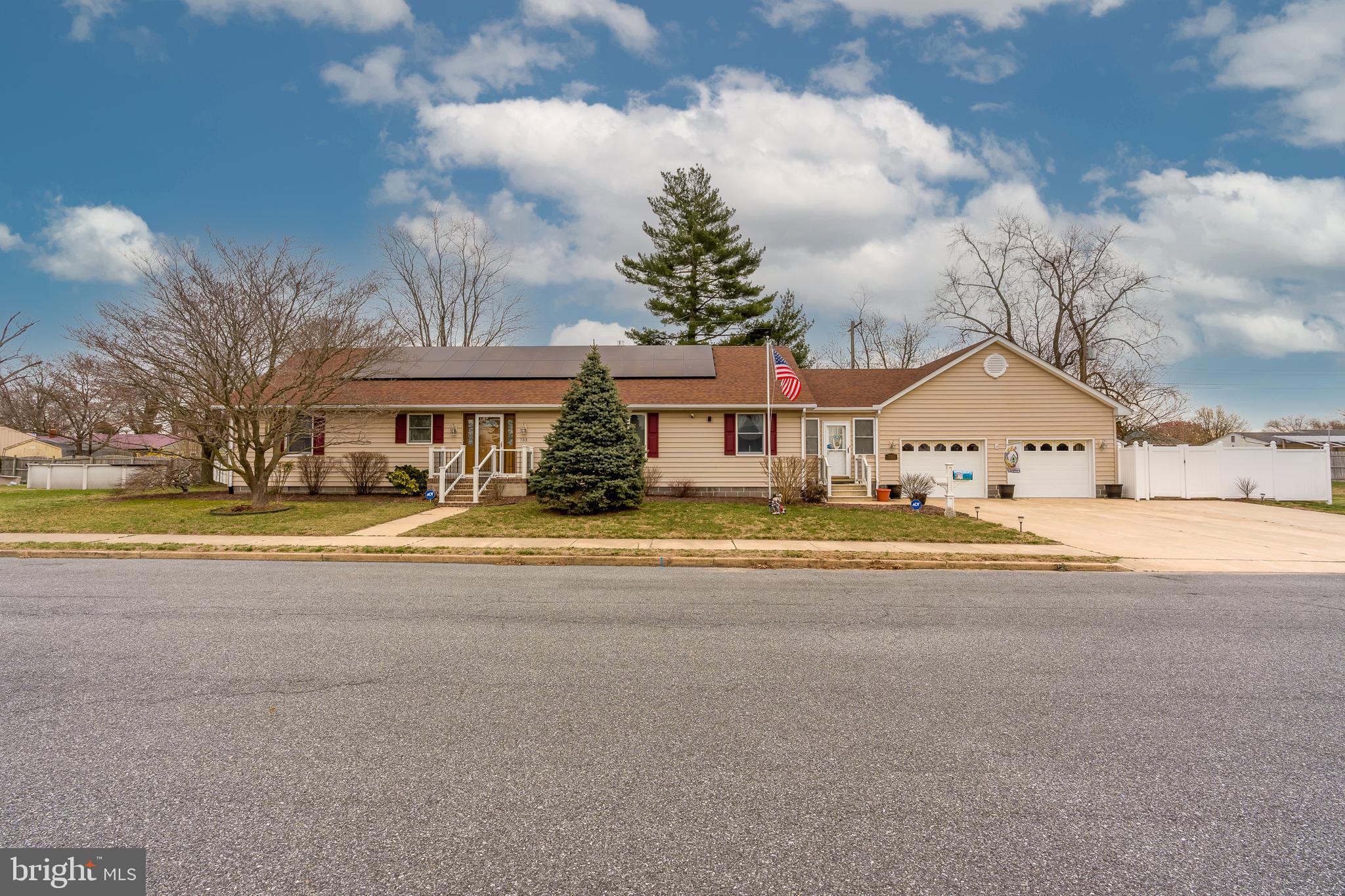 HUDSON ESTATES - Residential