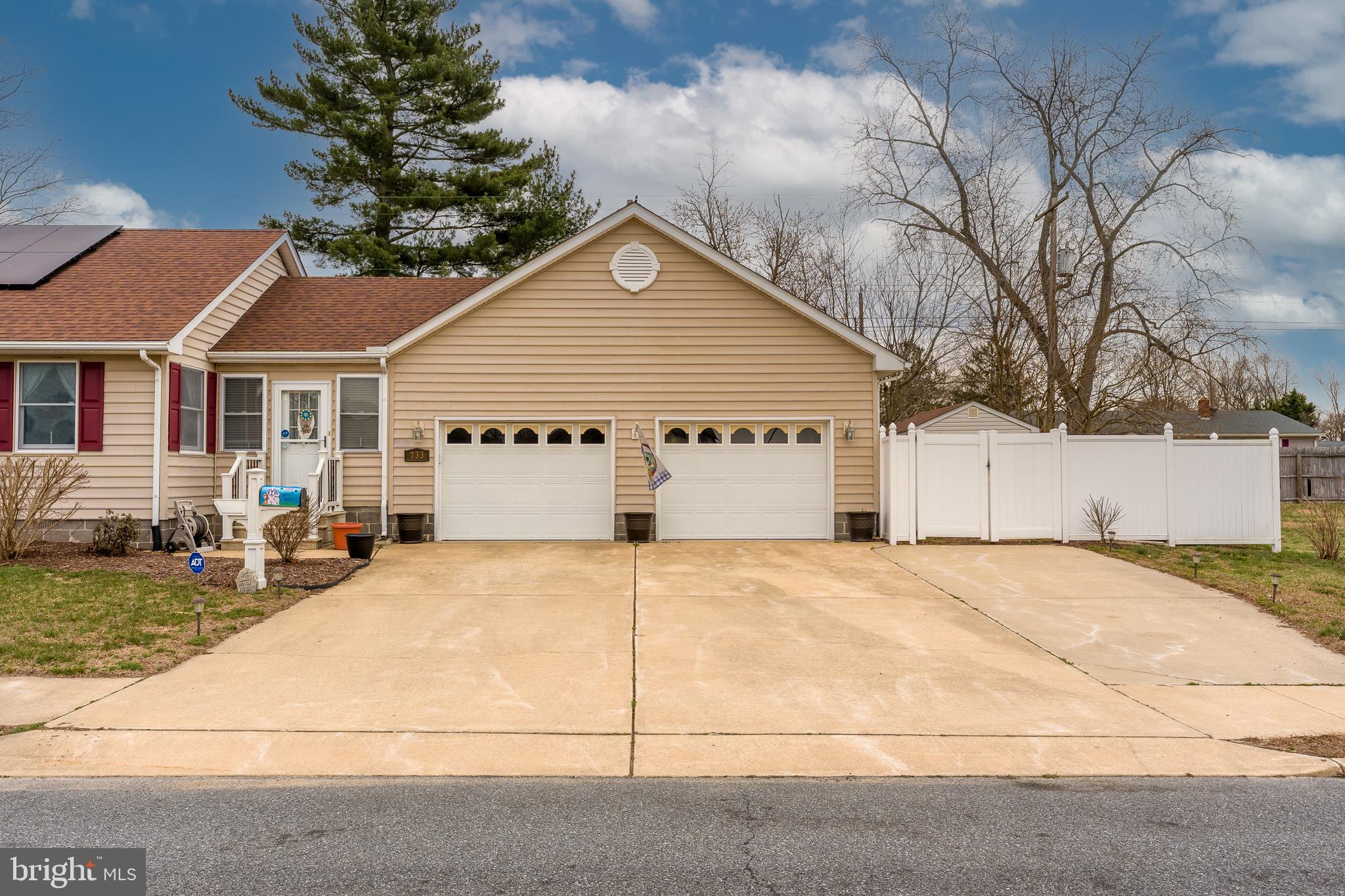 HUDSON ESTATES - Residential