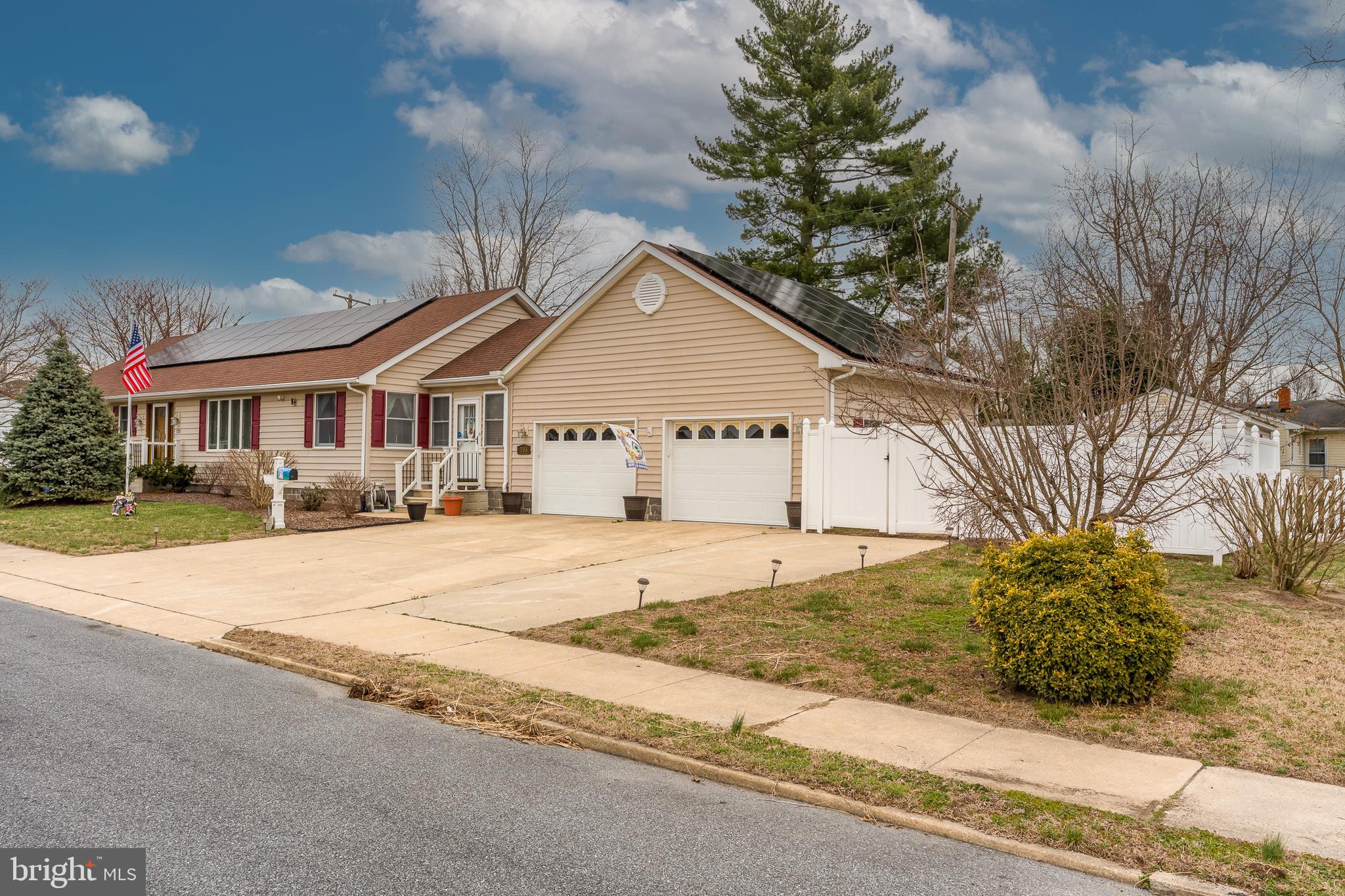 HUDSON ESTATES - Residential