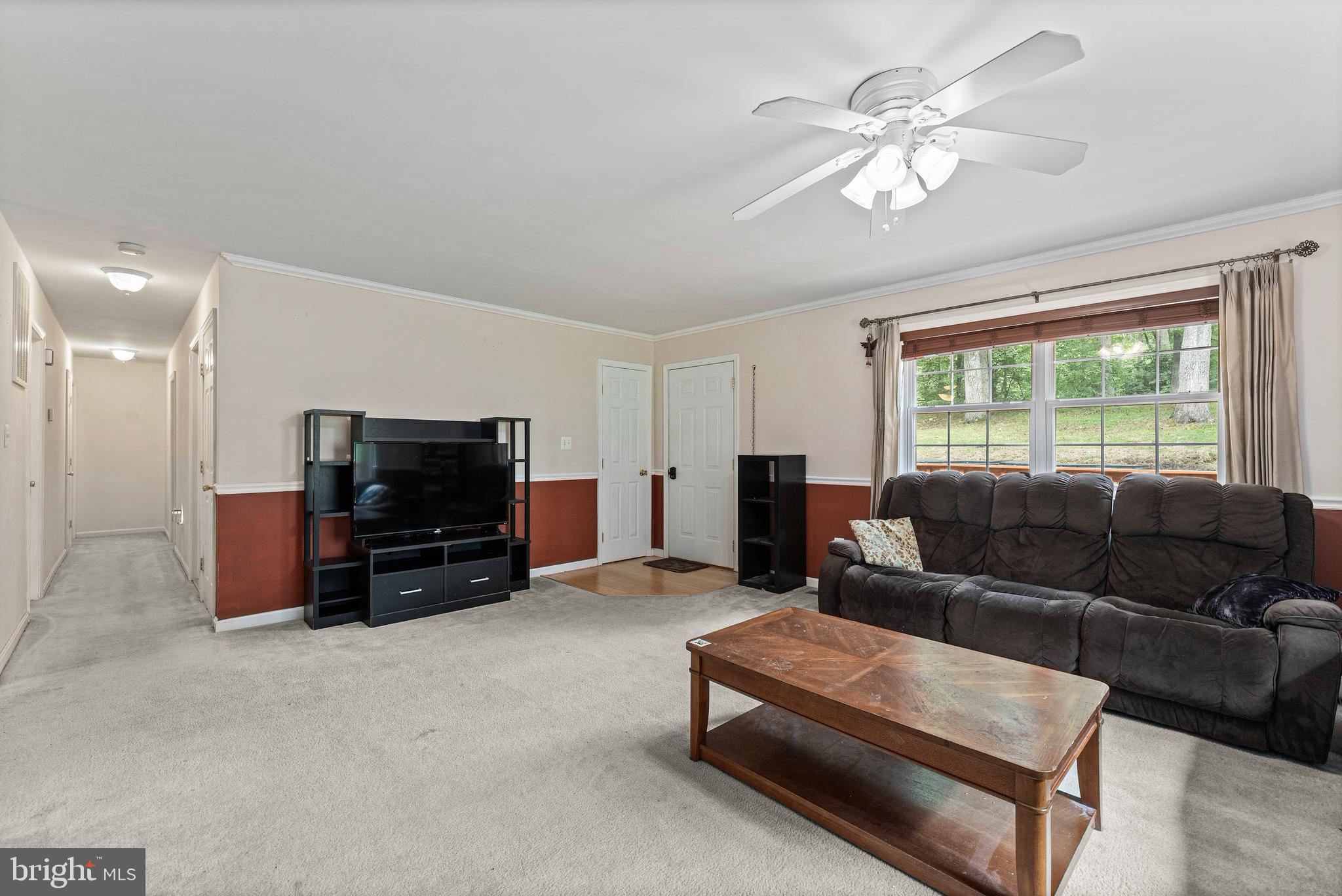 PRESIDENTIAL LAKES - Residential