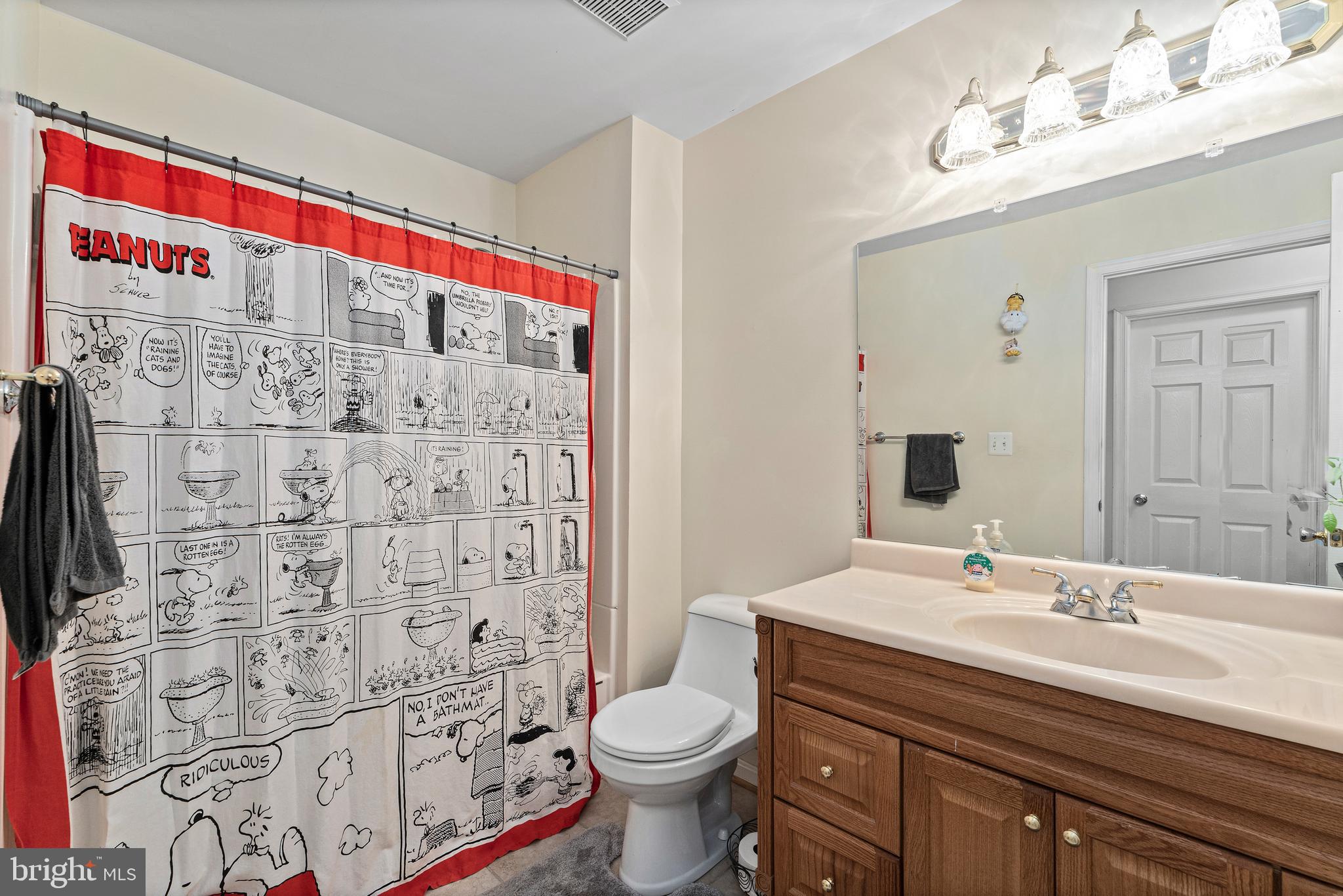 PRESIDENTIAL LAKES - Residential