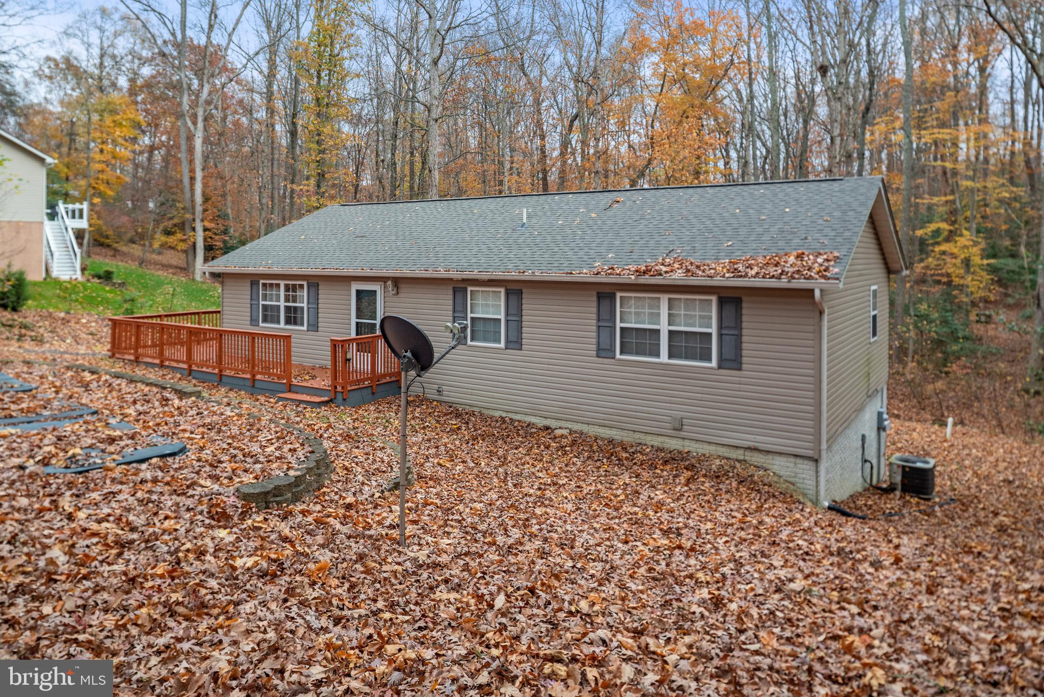 PRESIDENTIAL LAKES - Residential