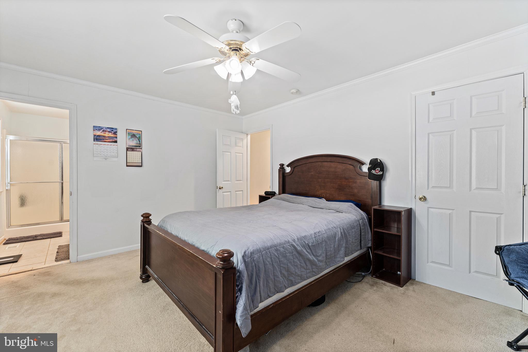 PRESIDENTIAL LAKES - Residential