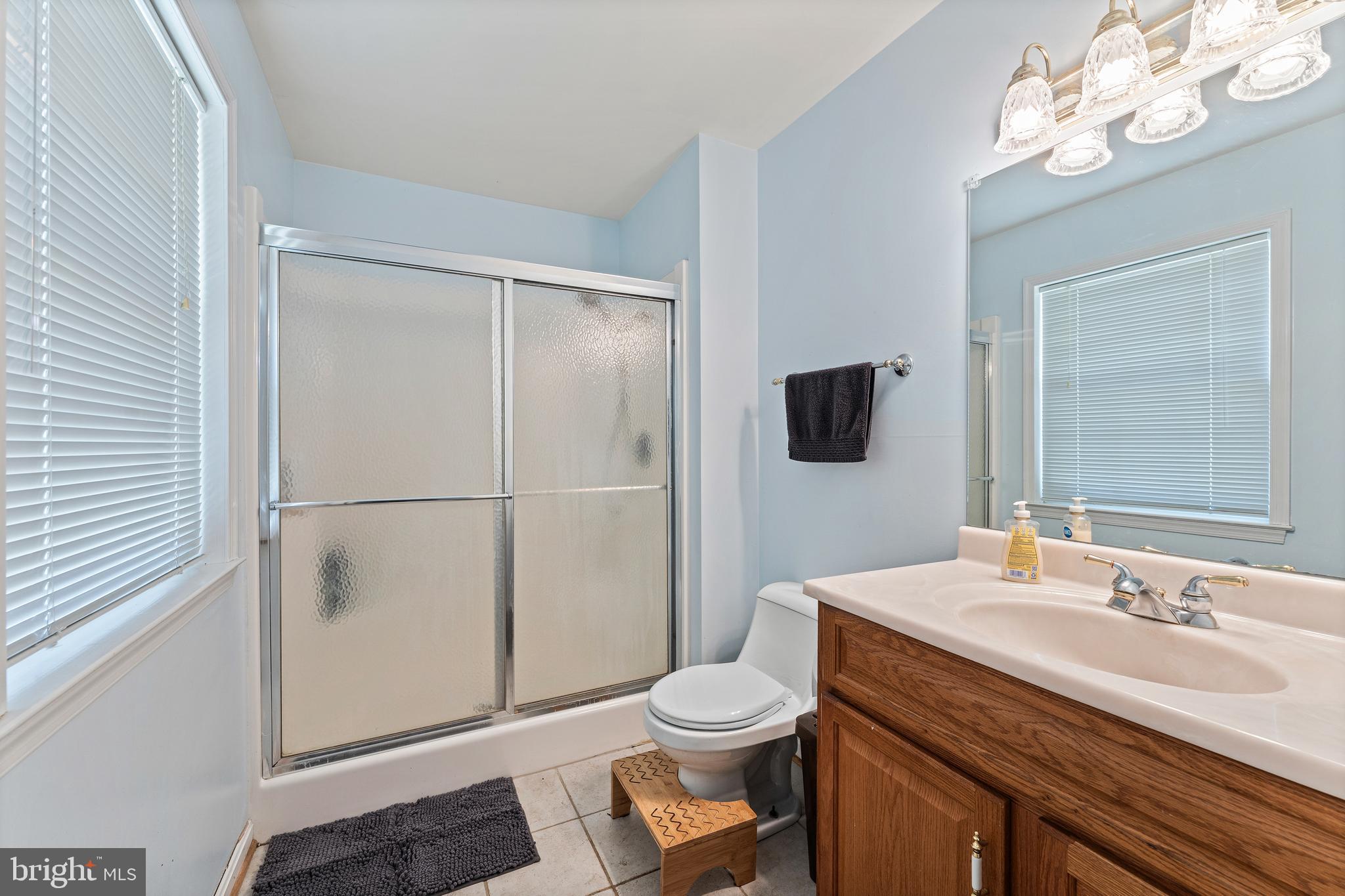 PRESIDENTIAL LAKES - Residential