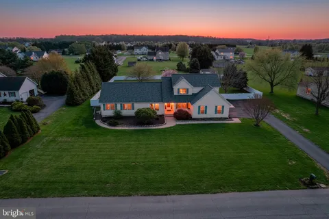 199 Cool Breeze Drive, Clayton, DE MLS: DEKT2045682