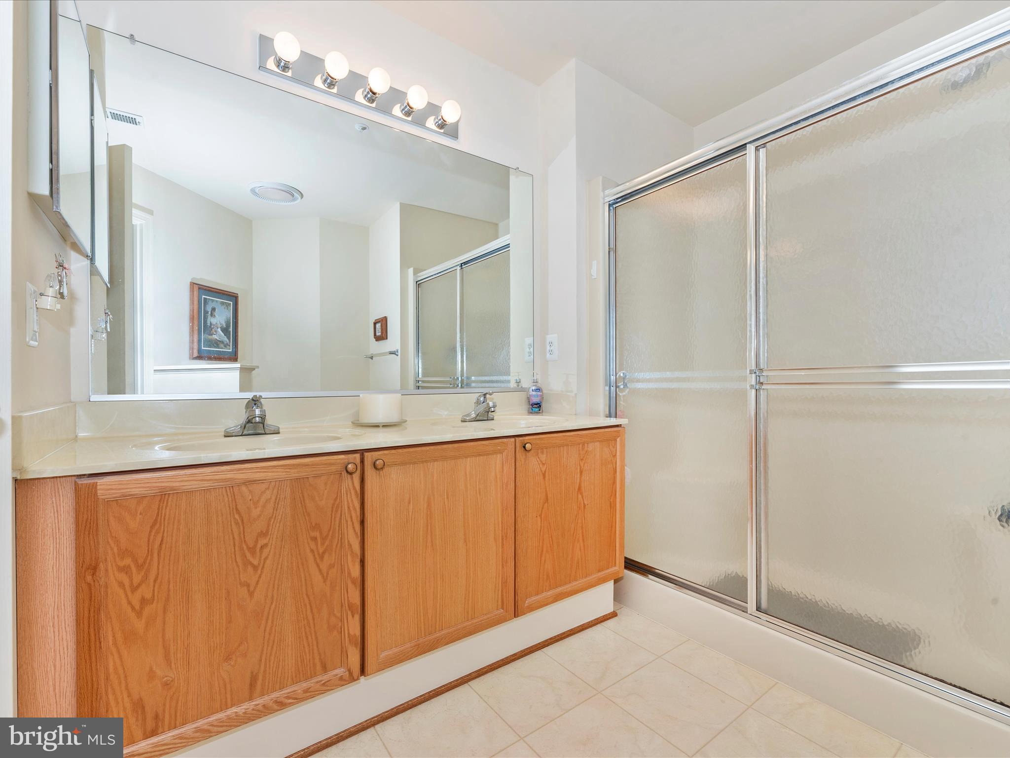 WHITTIER ECHO GLEN - Residential