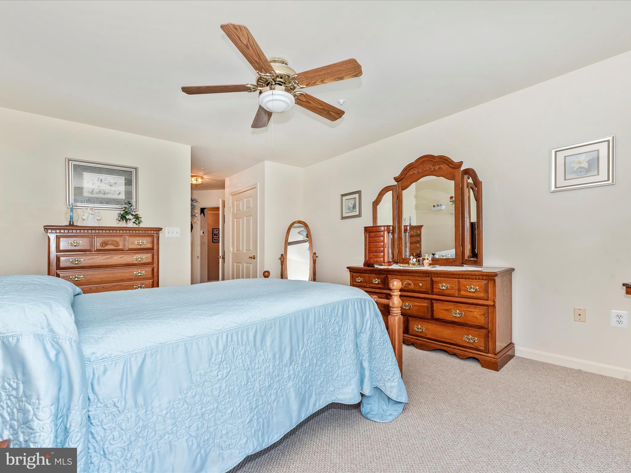 WHITTIER ECHO GLEN - Residential