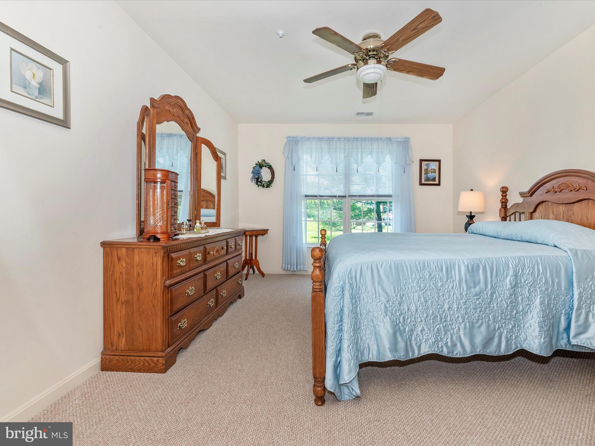 WHITTIER ECHO GLEN - Residential