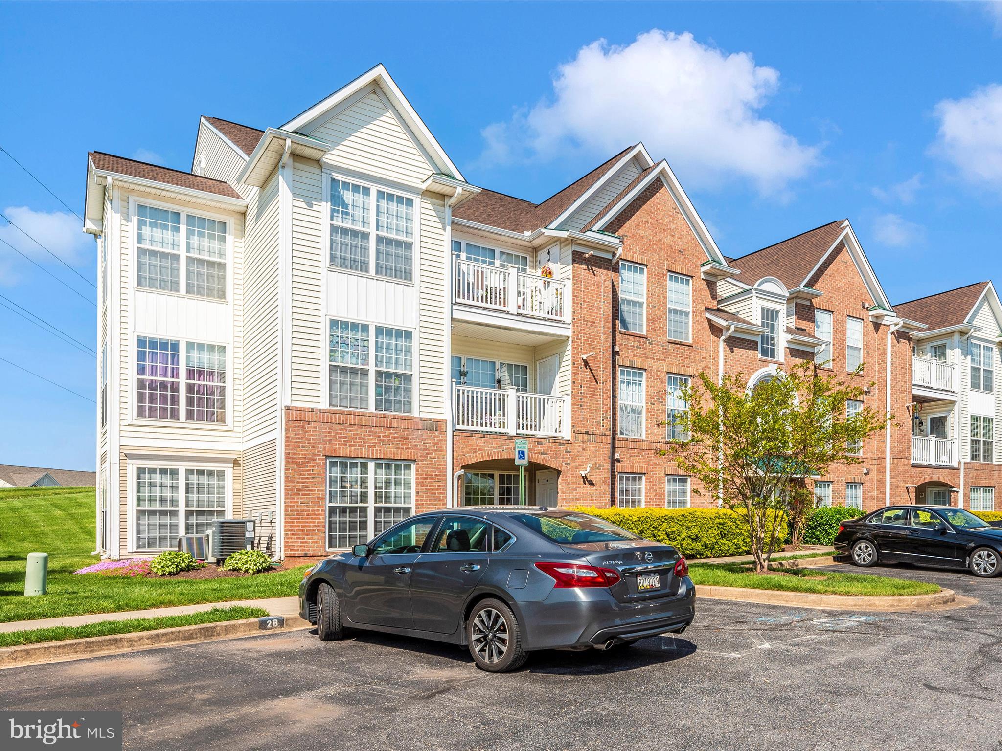 WHITTIER ECHO GLEN - Residential