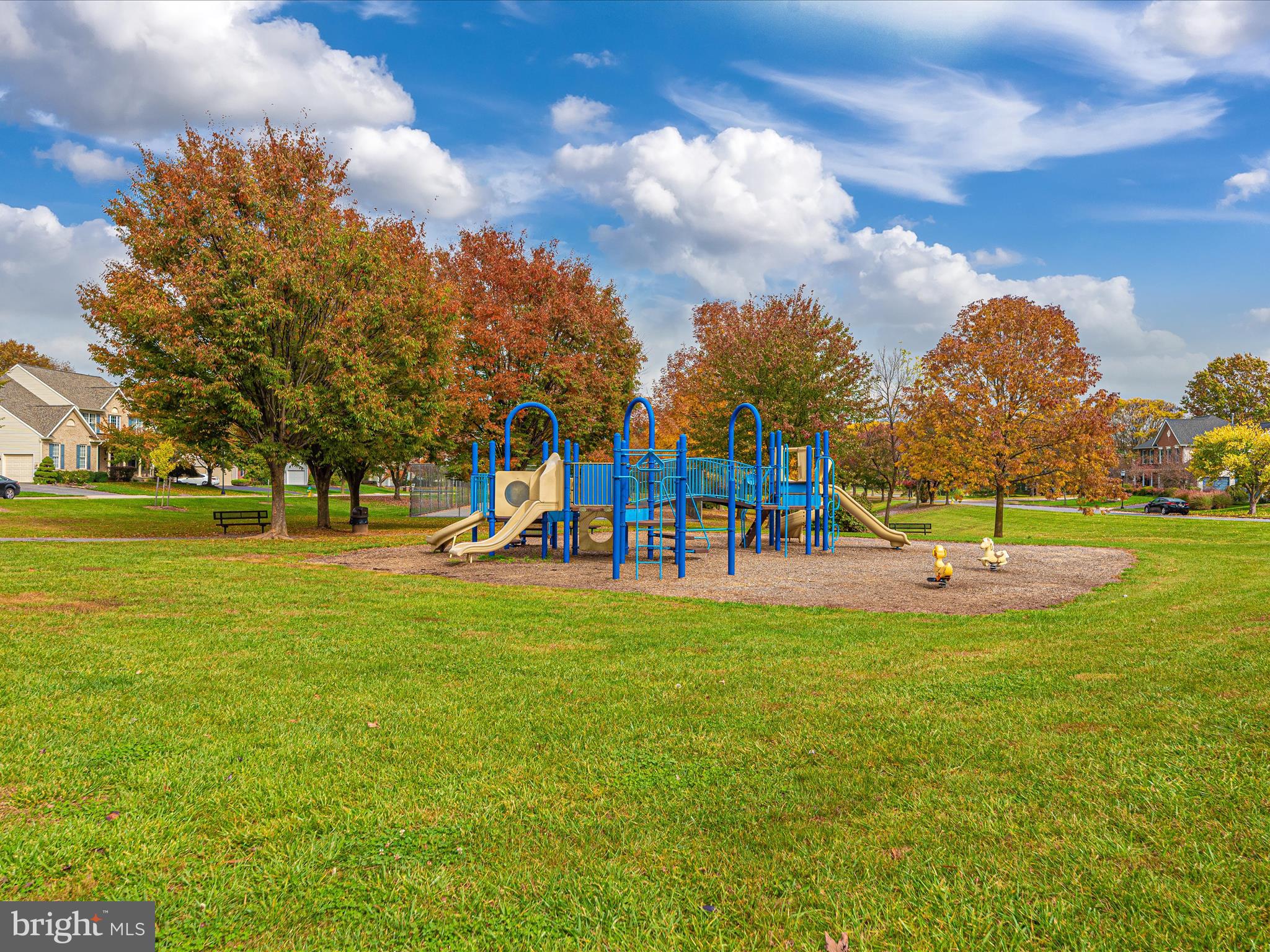 WHITTIER ECHO GLEN - Residential