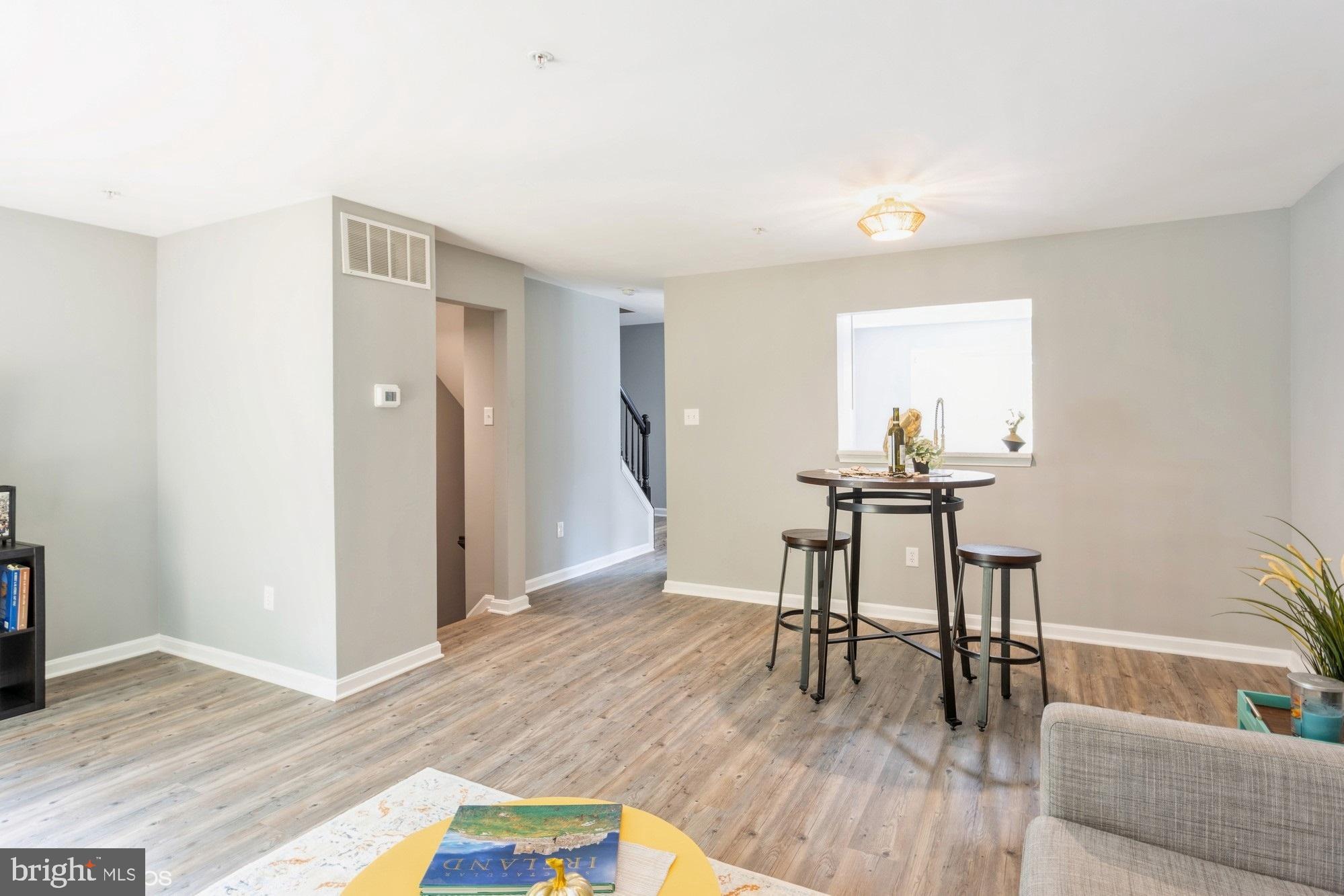 PLEASANT HILLS - Residential