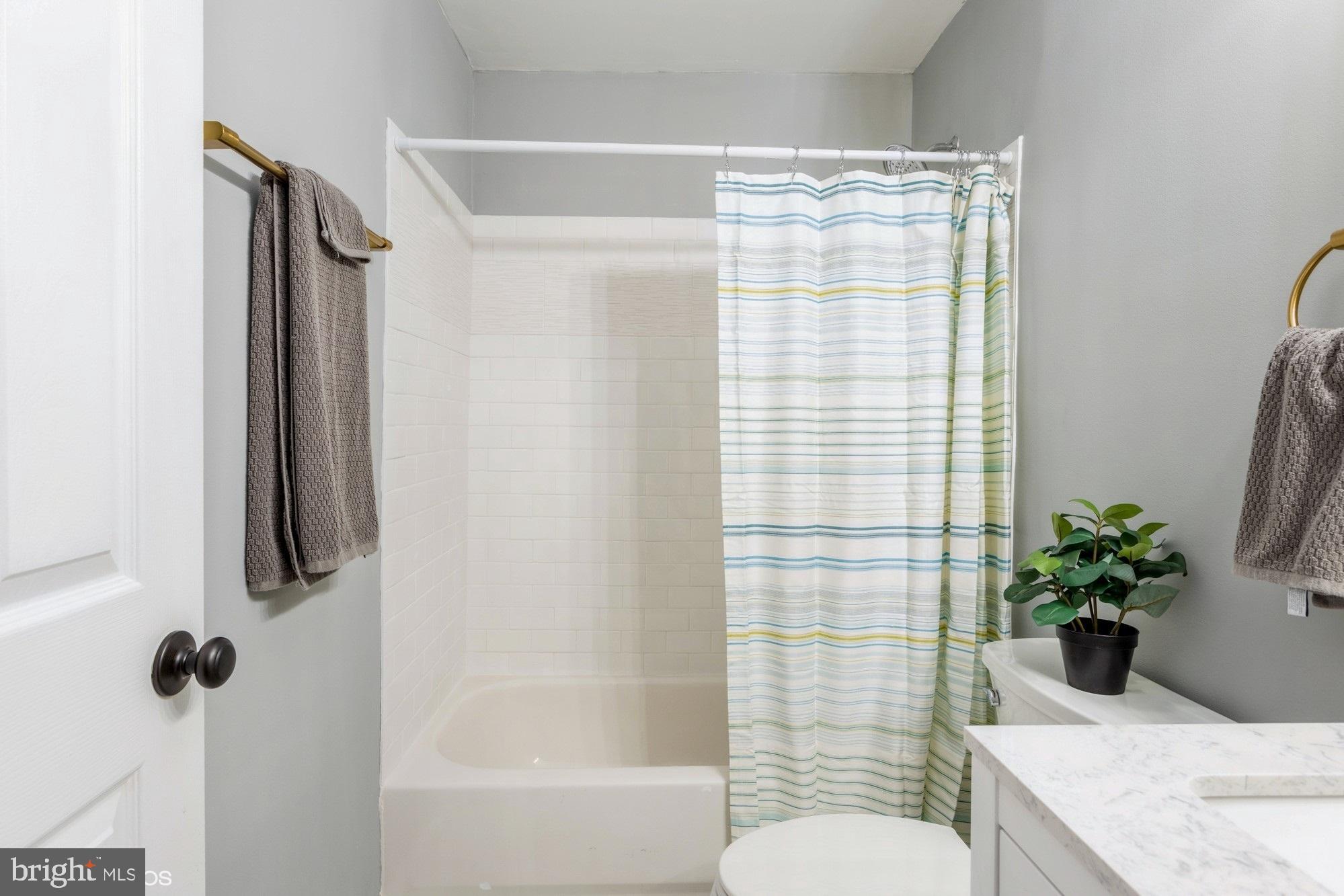 PLEASANT HILLS - Residential