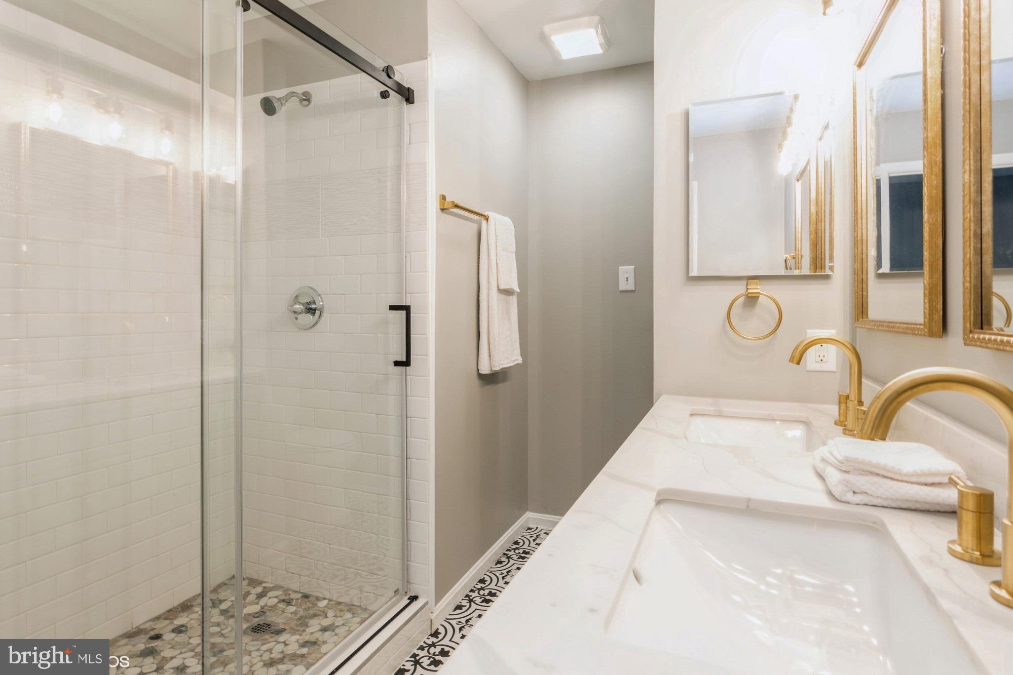 PLEASANT HILLS - Residential