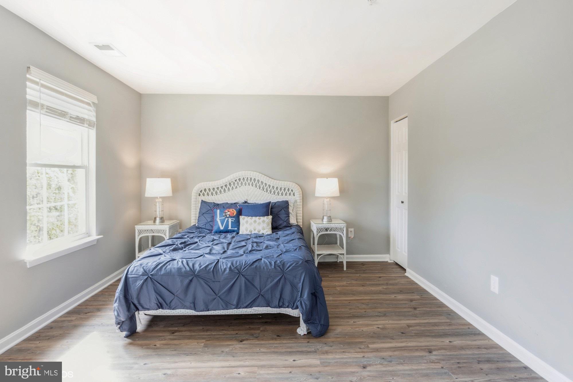 PLEASANT HILLS - Residential