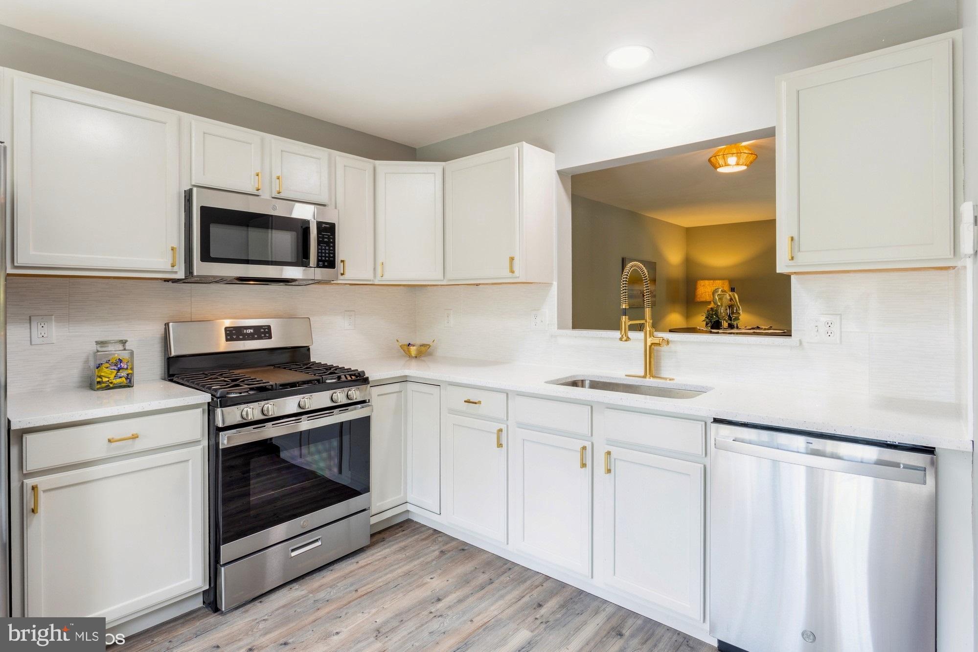 PLEASANT HILLS - Residential