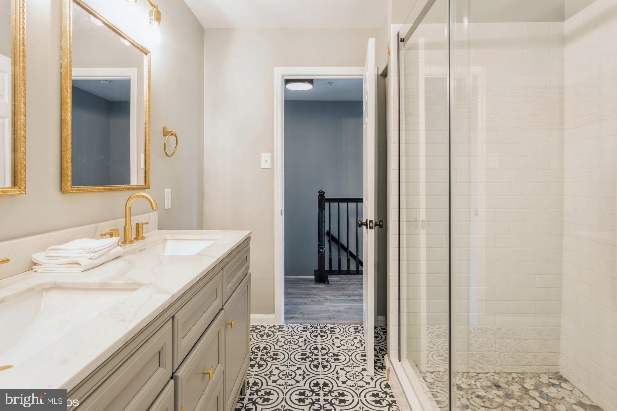 PLEASANT HILLS - Residential