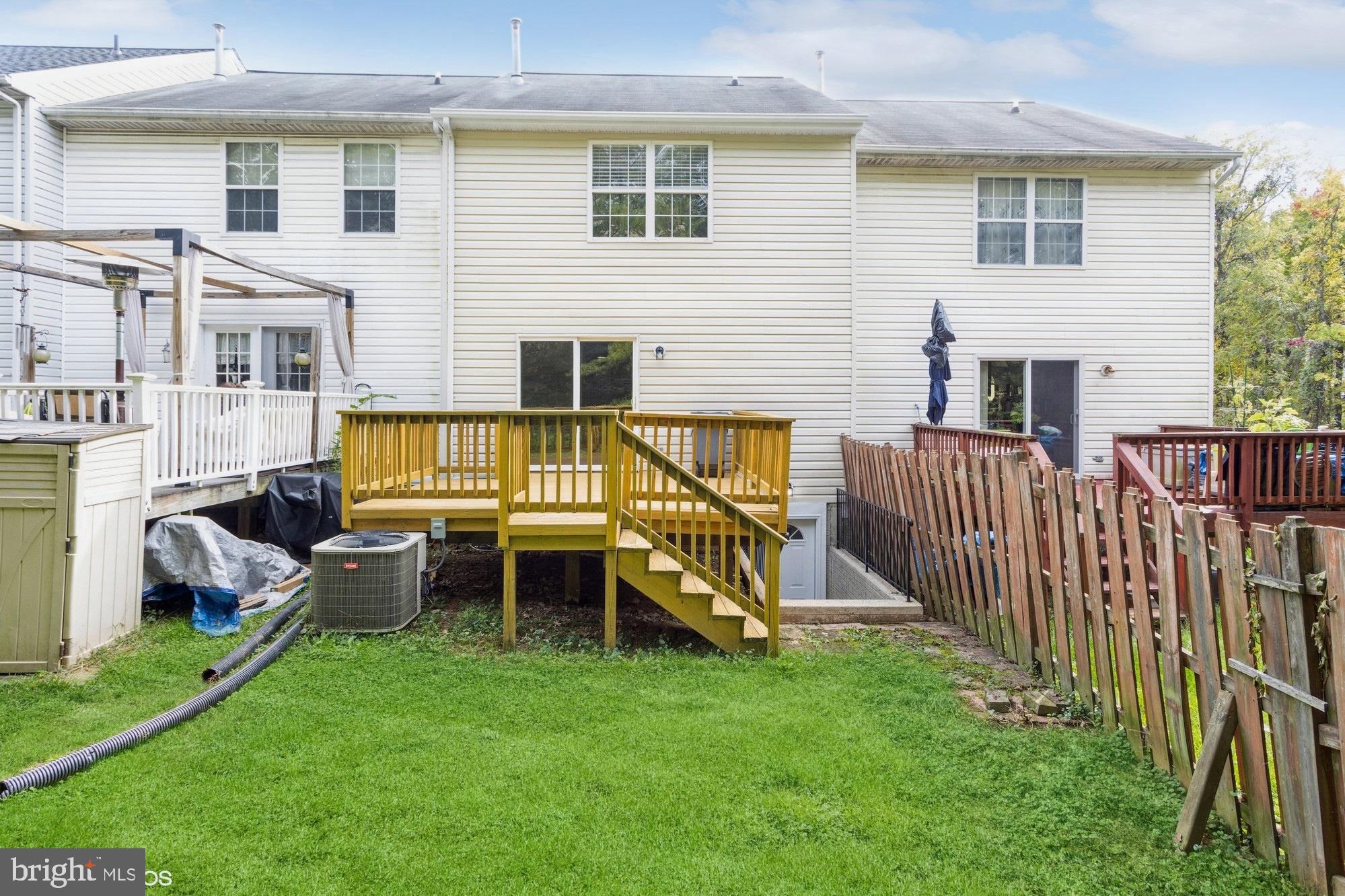 PLEASANT HILLS - Residential