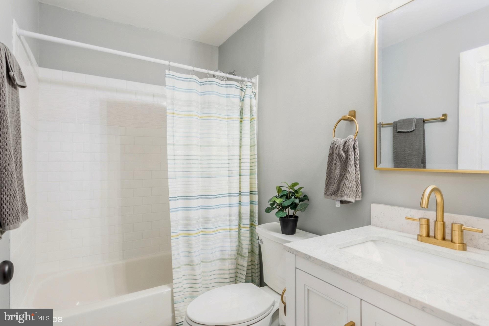 PLEASANT HILLS - Residential