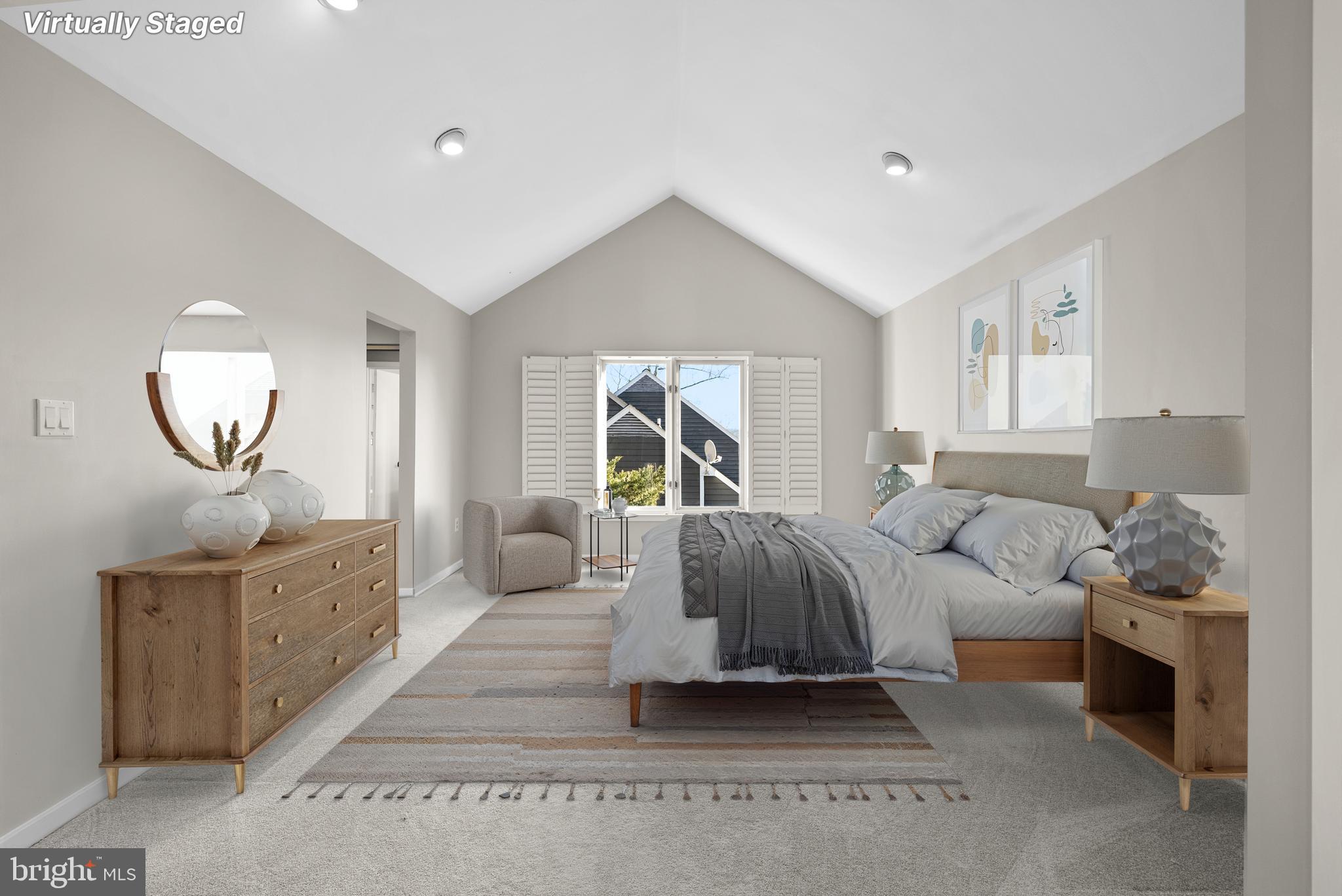 POTOMAC OUTSIDE - Residential