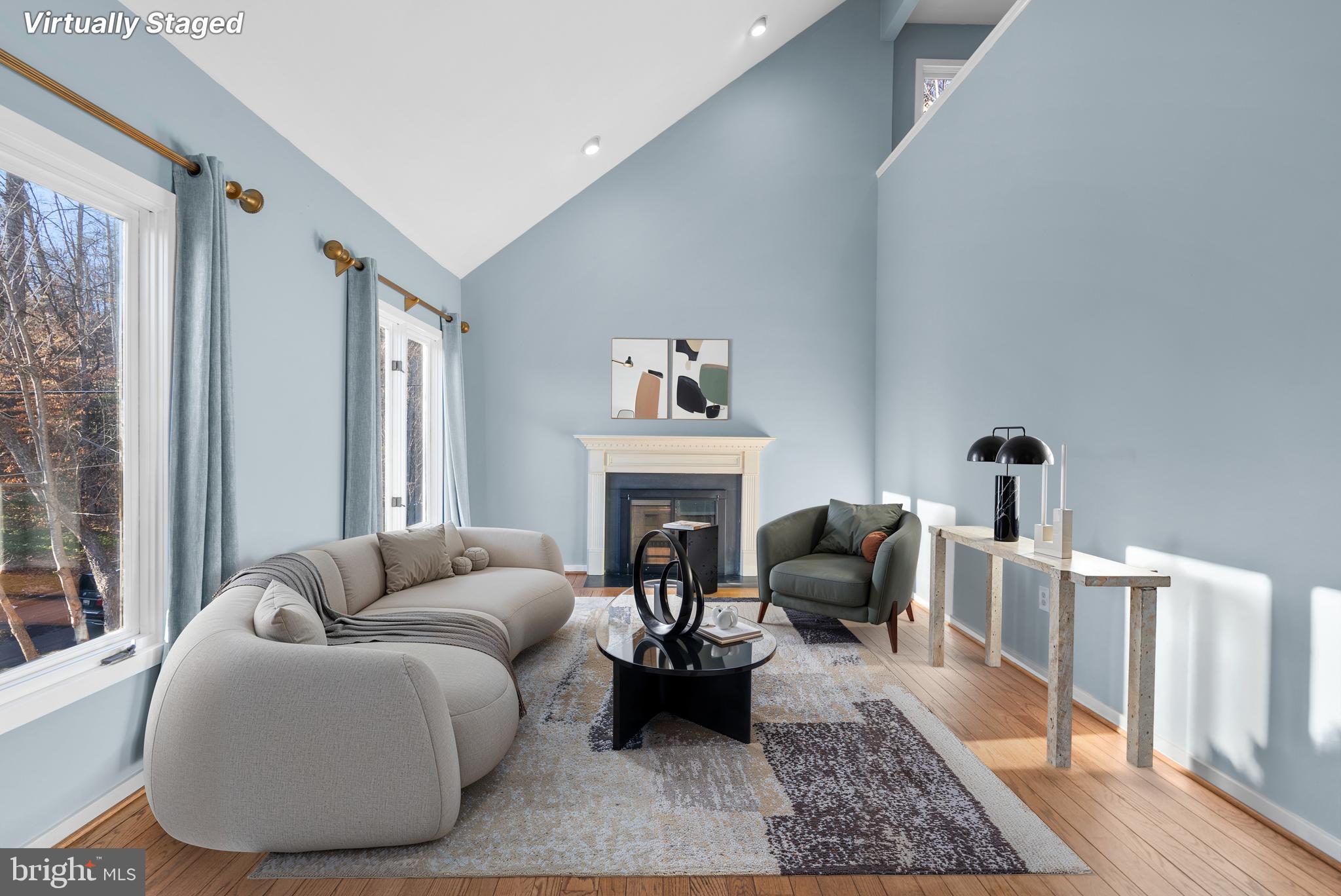 POTOMAC OUTSIDE - Residential