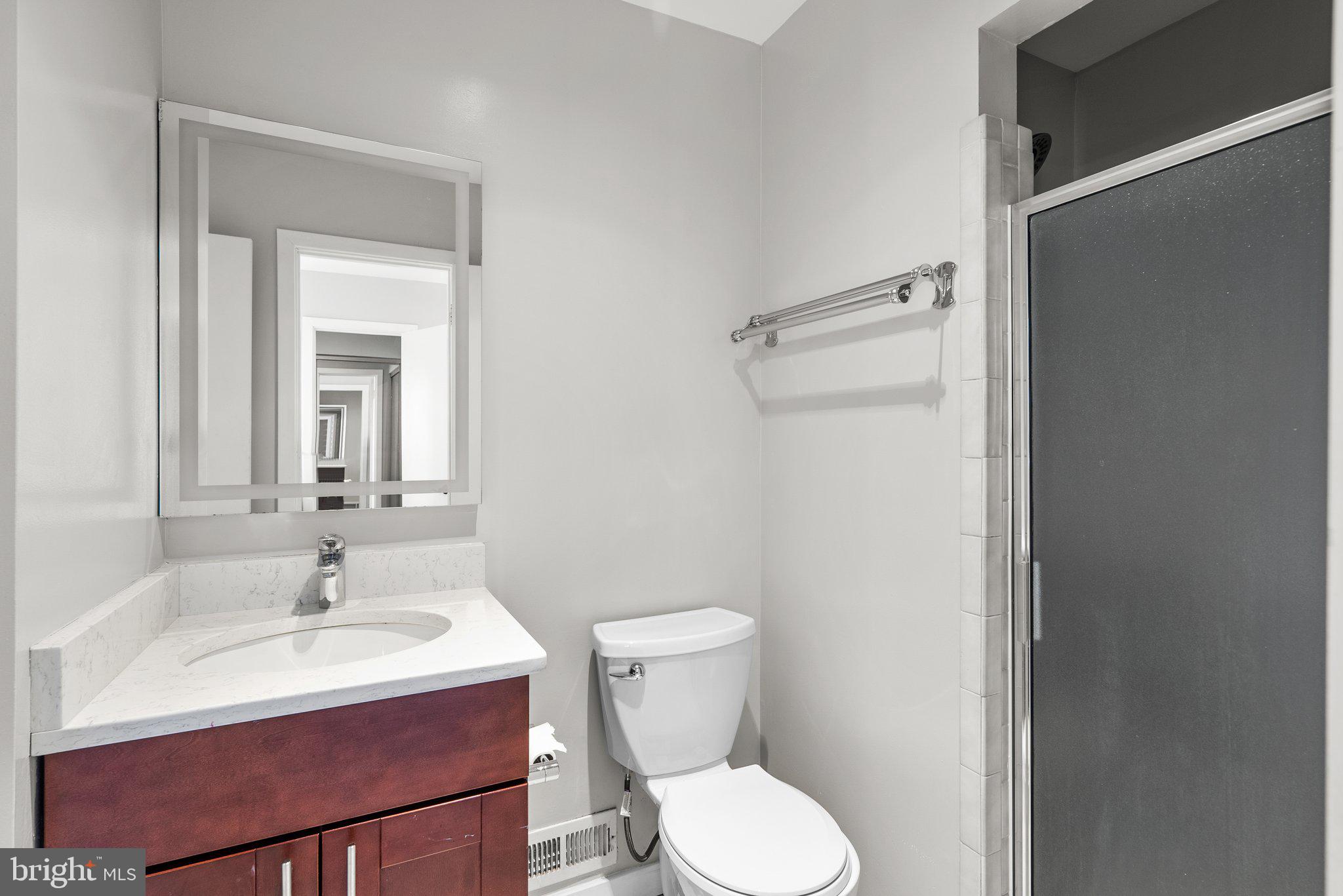 POTOMAC OUTSIDE - Residential