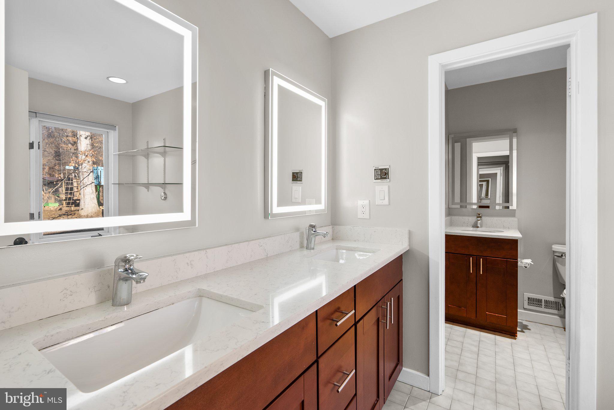 POTOMAC OUTSIDE - Residential