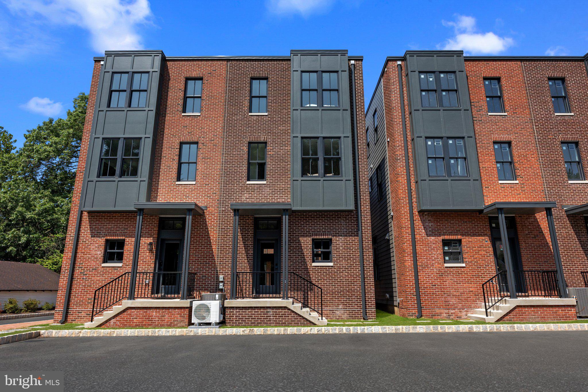 NON AVAILABLE - Residential