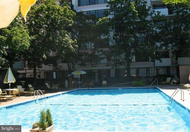 THE CHATHAM - Residential