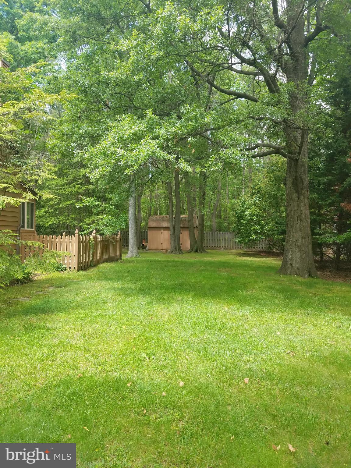 QUEEN ANNE COLONY - Residential