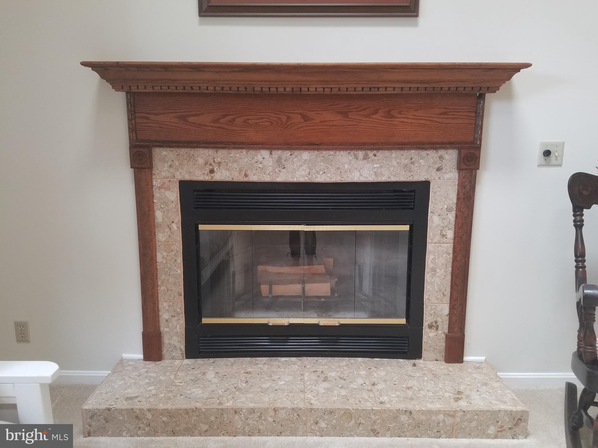 QUEEN ANNE COLONY - Residential