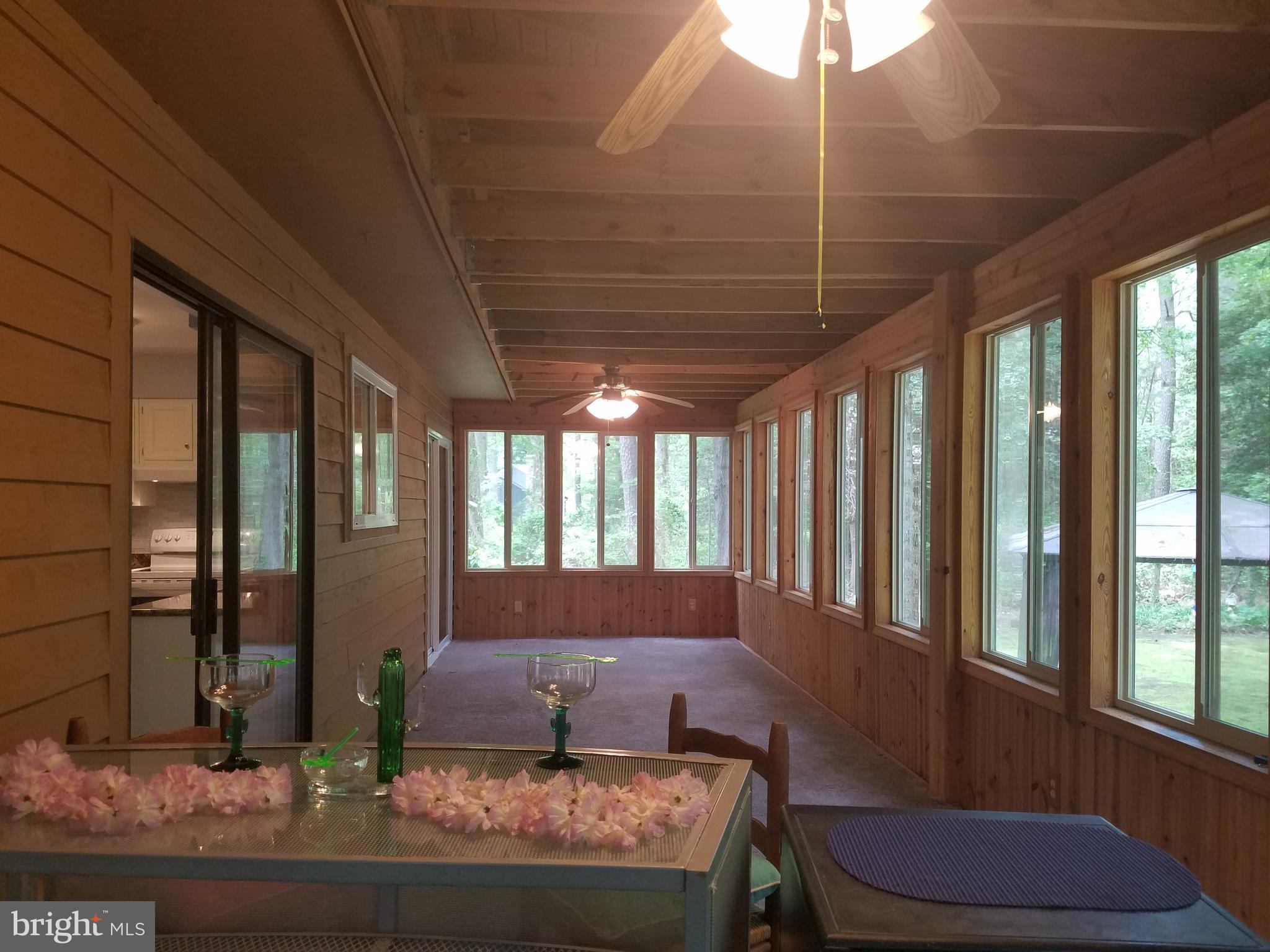 QUEEN ANNE COLONY - Residential