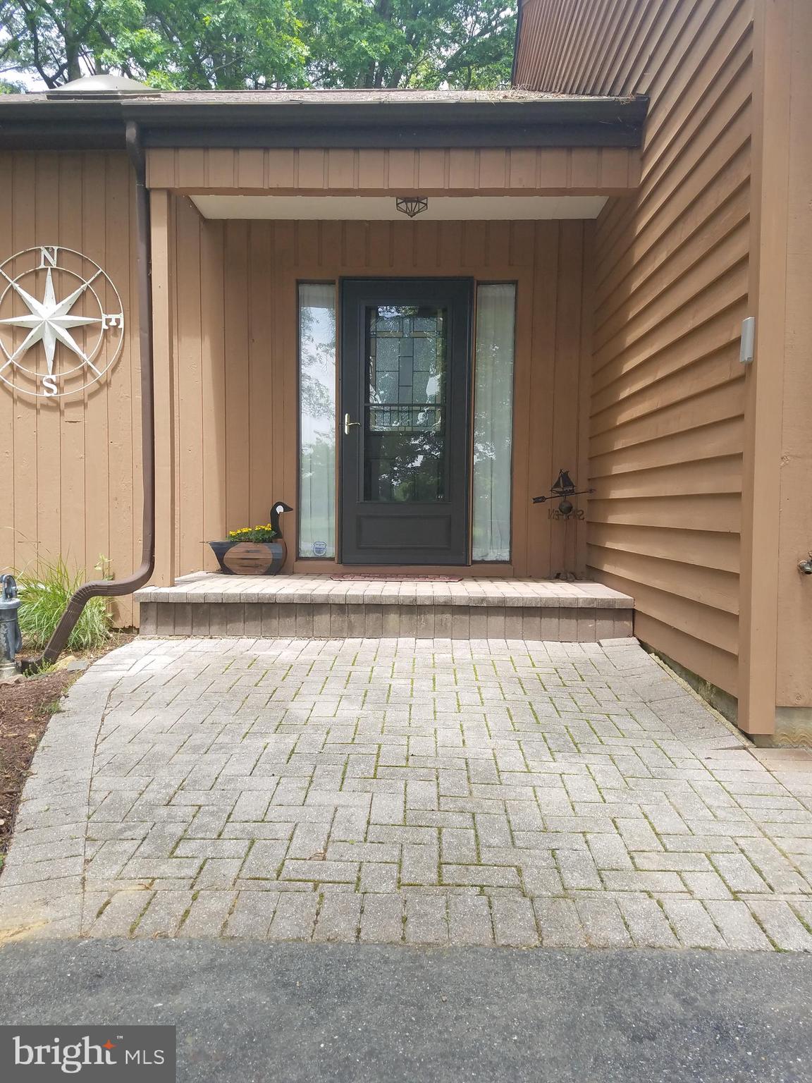 QUEEN ANNE COLONY - Residential