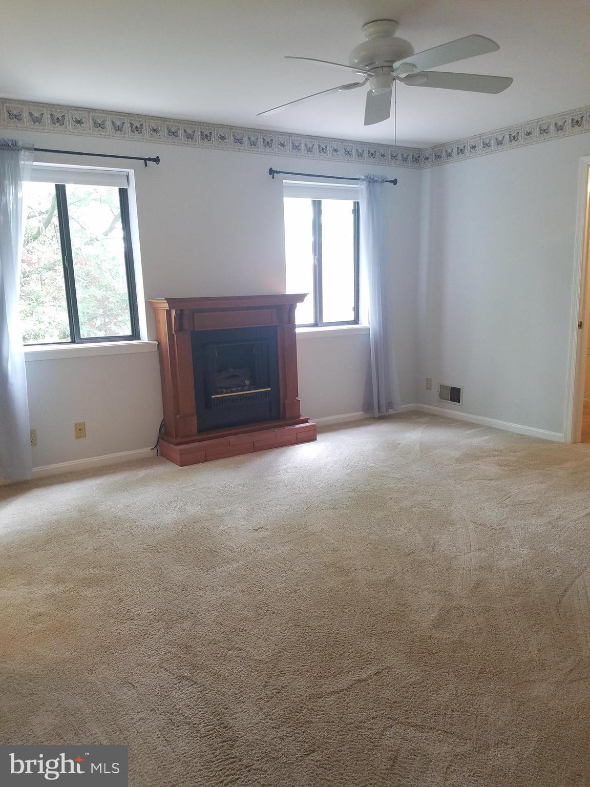 QUEEN ANNE COLONY - Residential