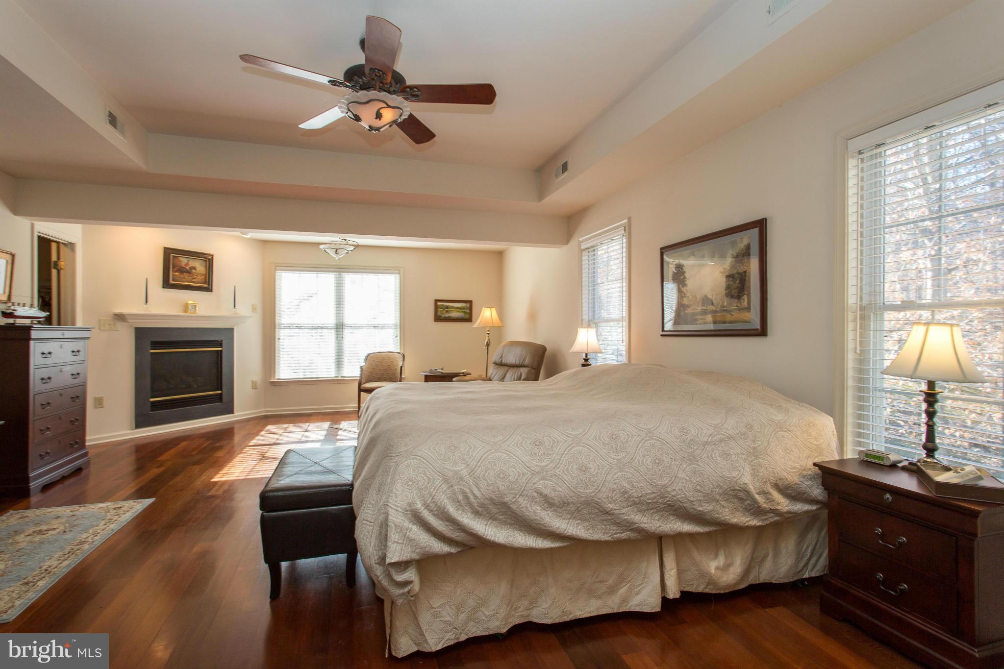 COLECHESTER VILLAGE - Residential