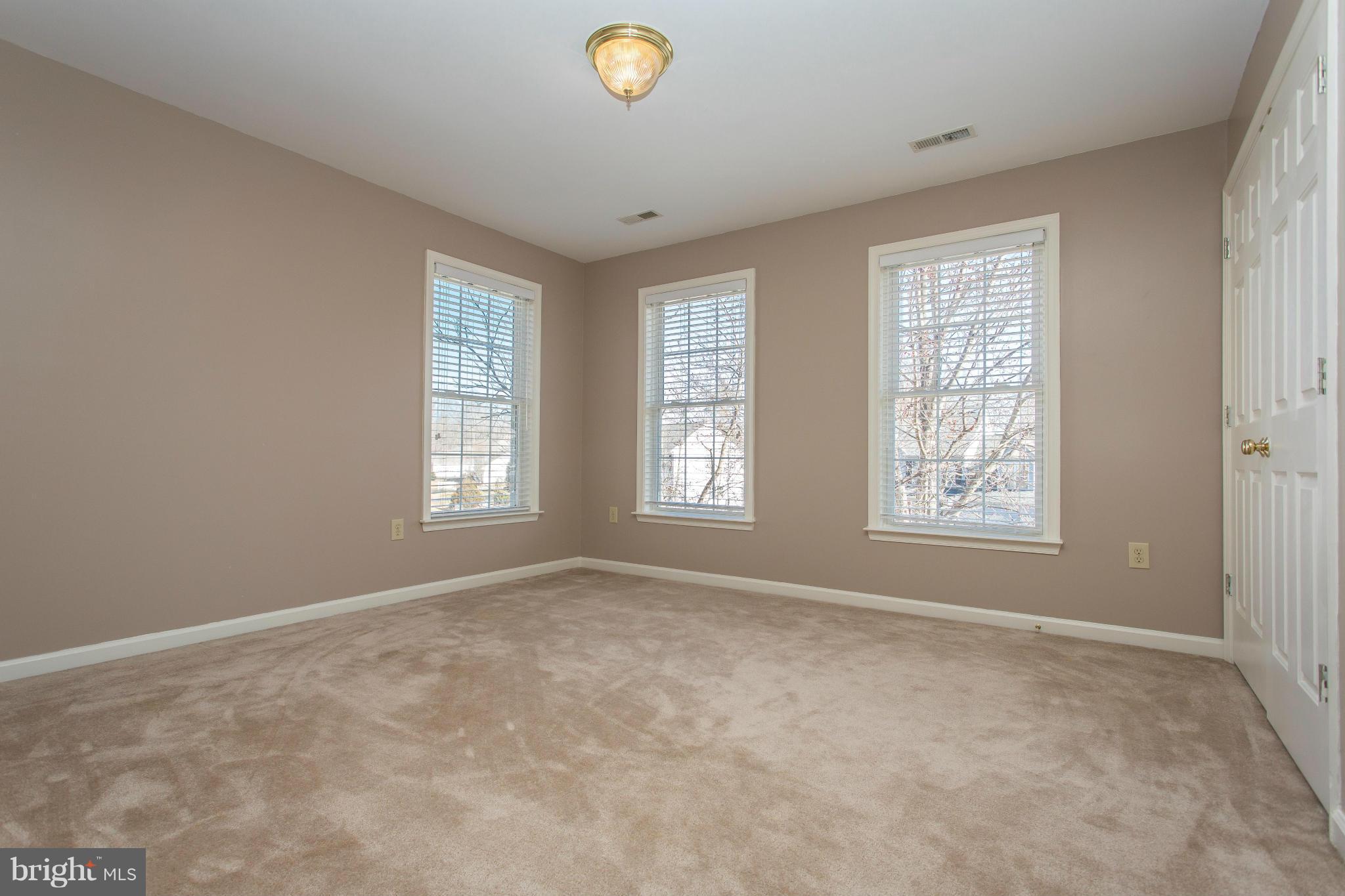 COLECHESTER VILLAGE - Residential