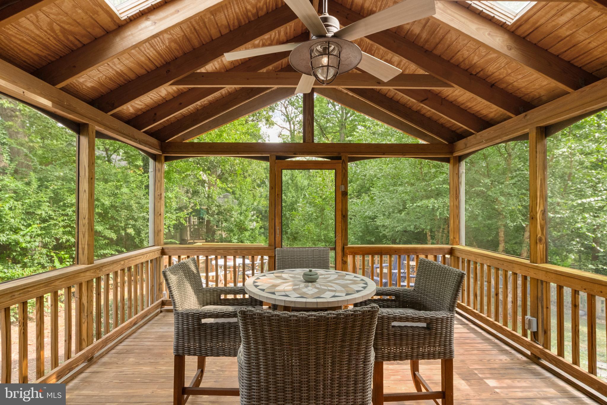 ARLINGTON FOREST - Residential