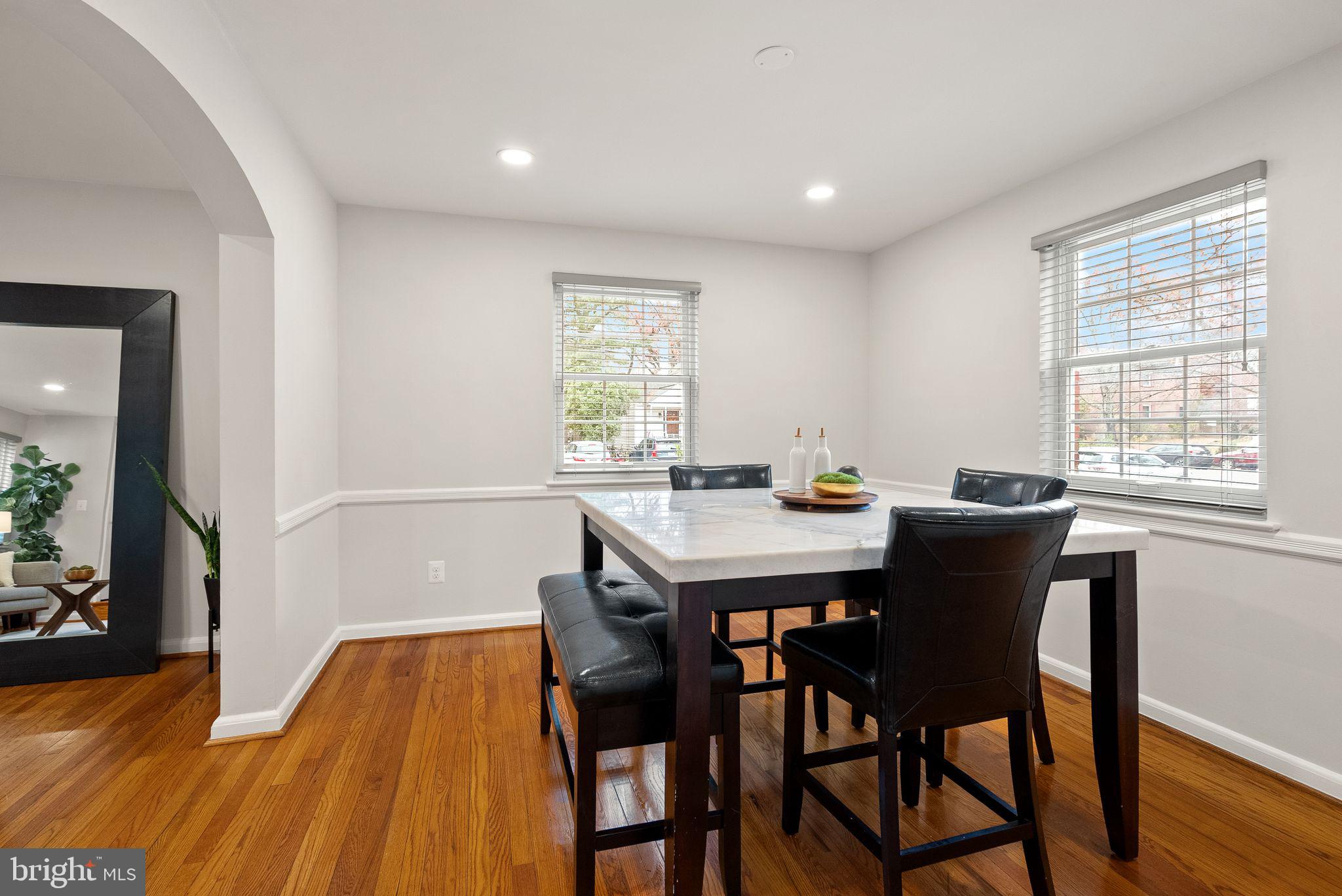 ARLINGTON FOREST - Residential