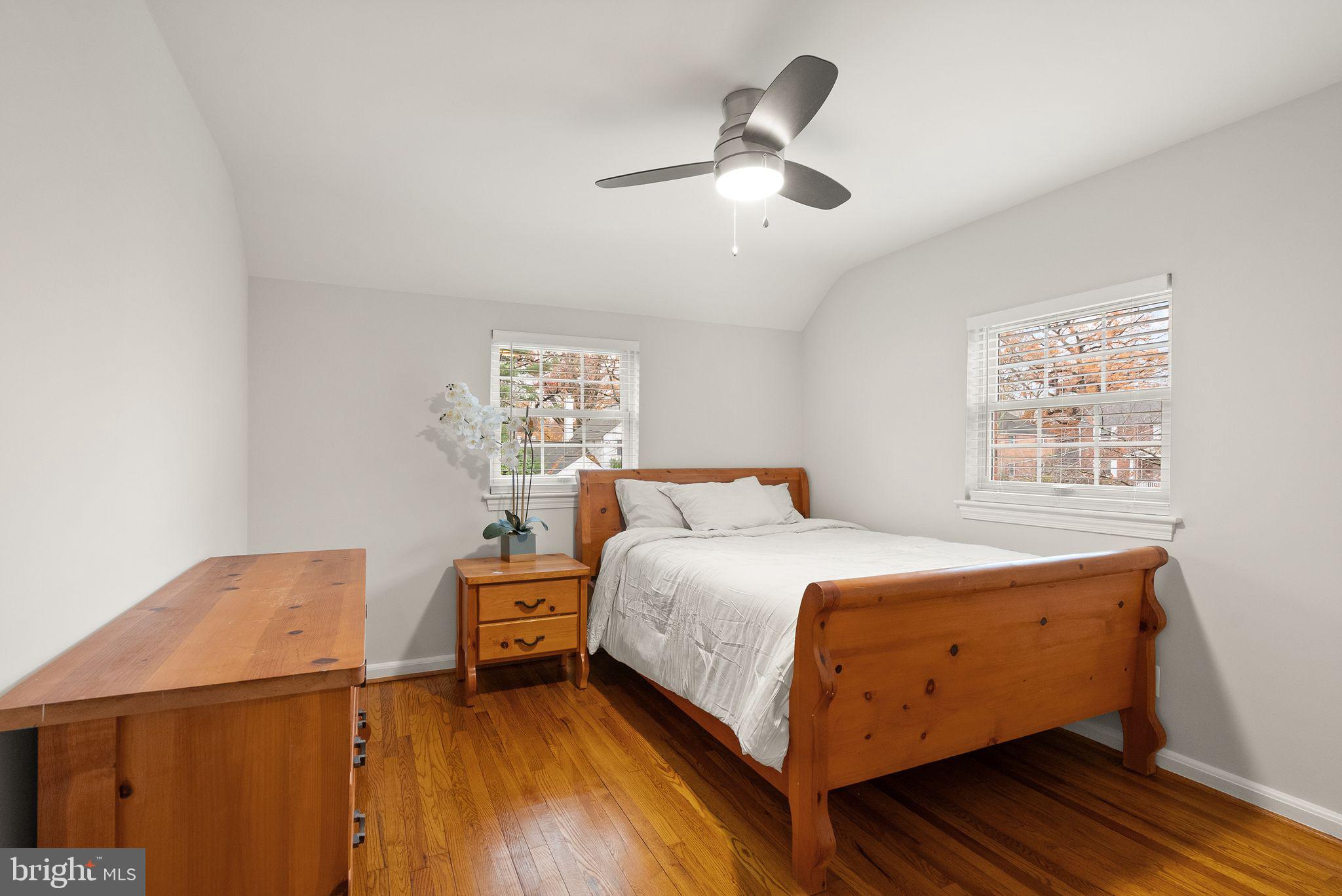 ARLINGTON FOREST - Residential