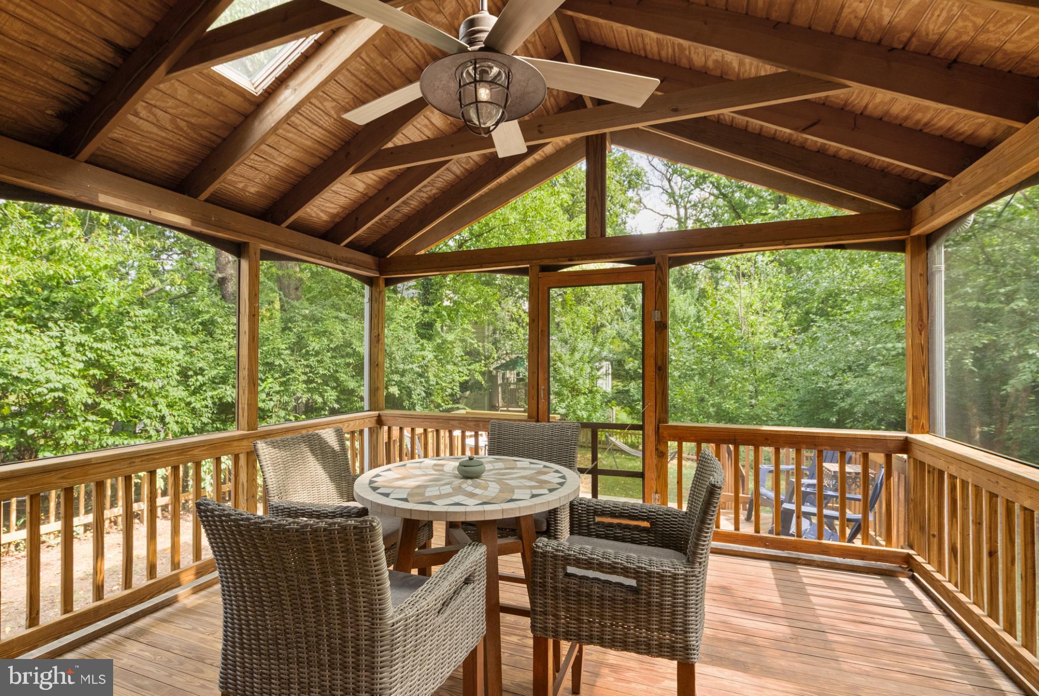 ARLINGTON FOREST - Residential