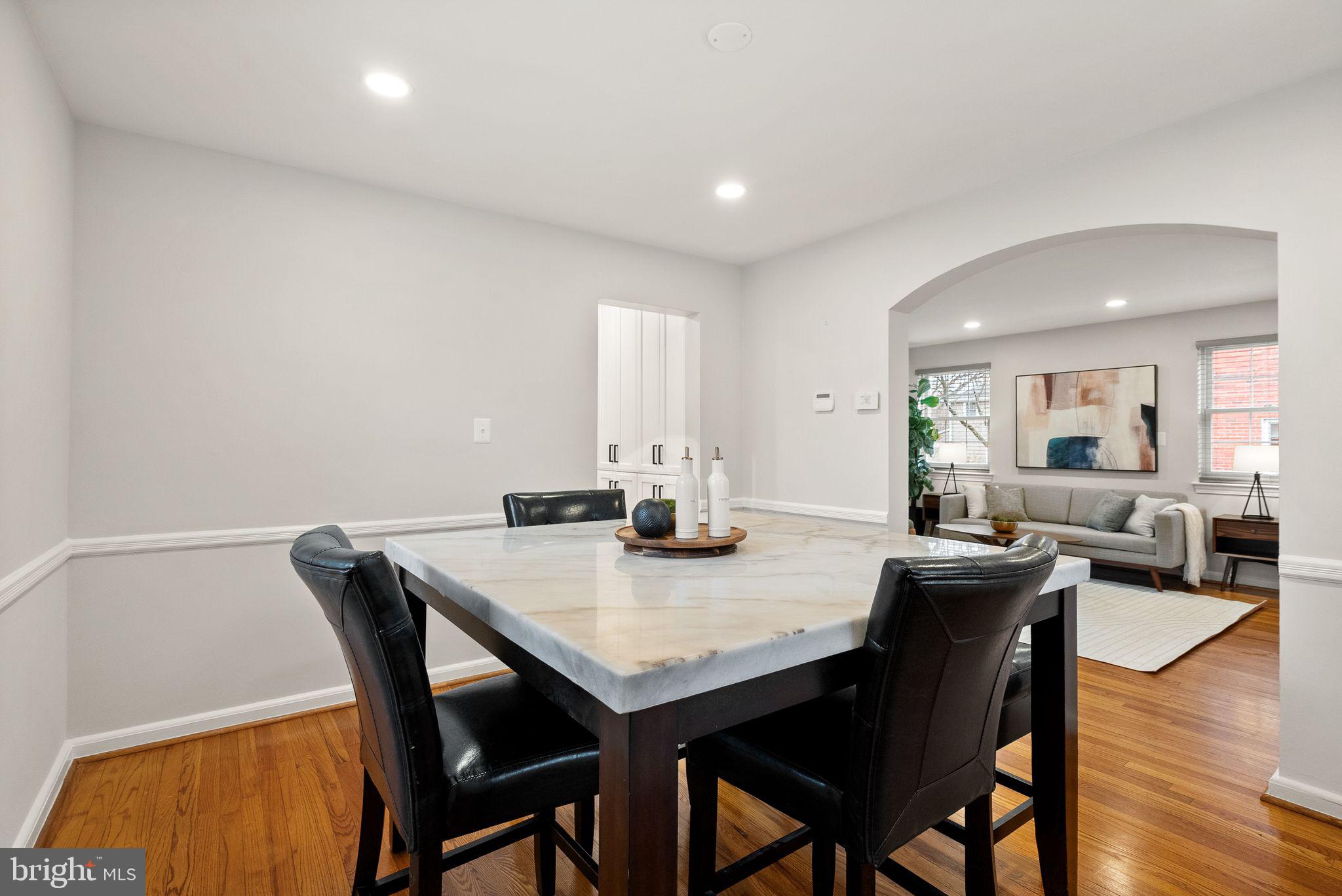 ARLINGTON FOREST - Residential