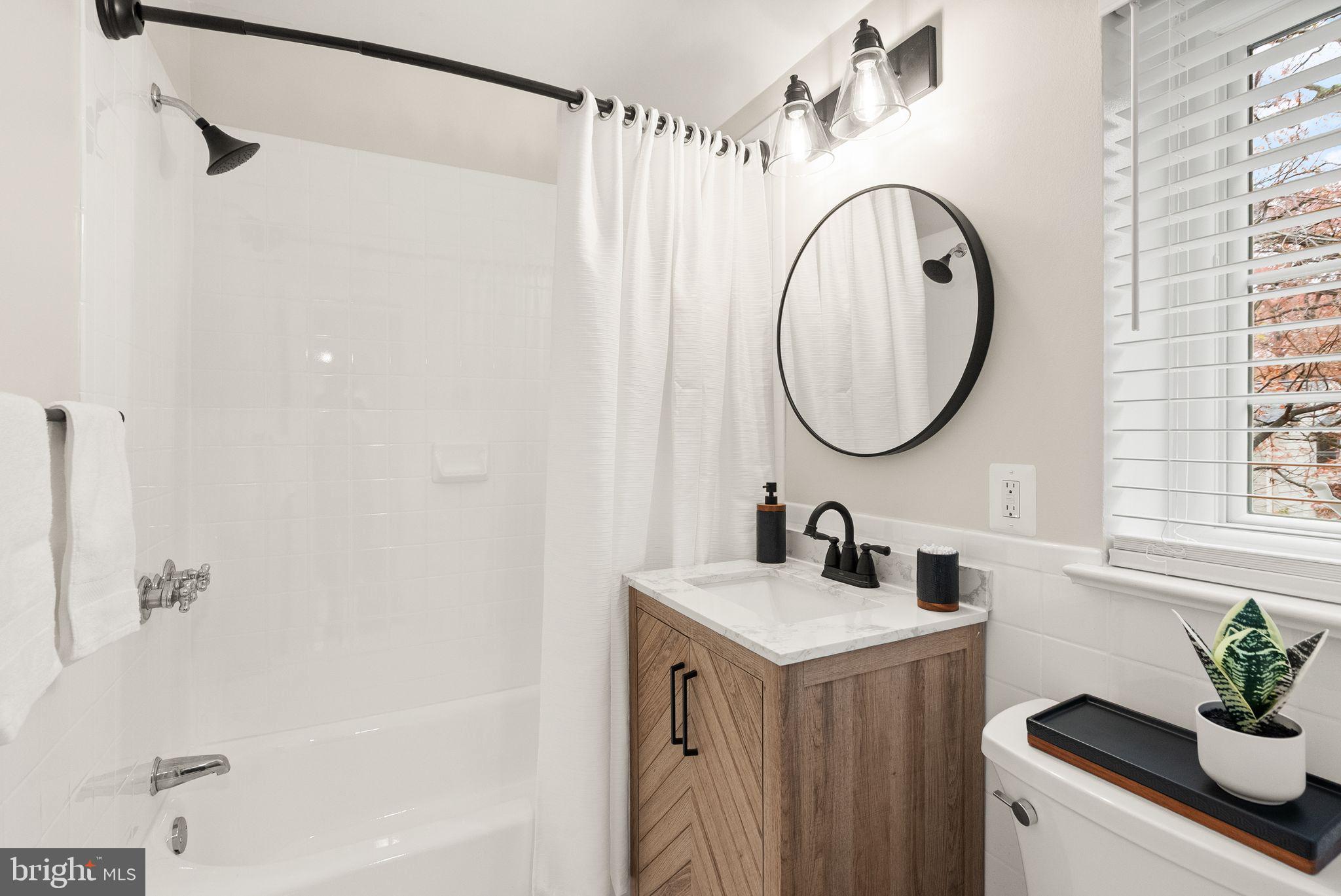 ARLINGTON FOREST - Residential