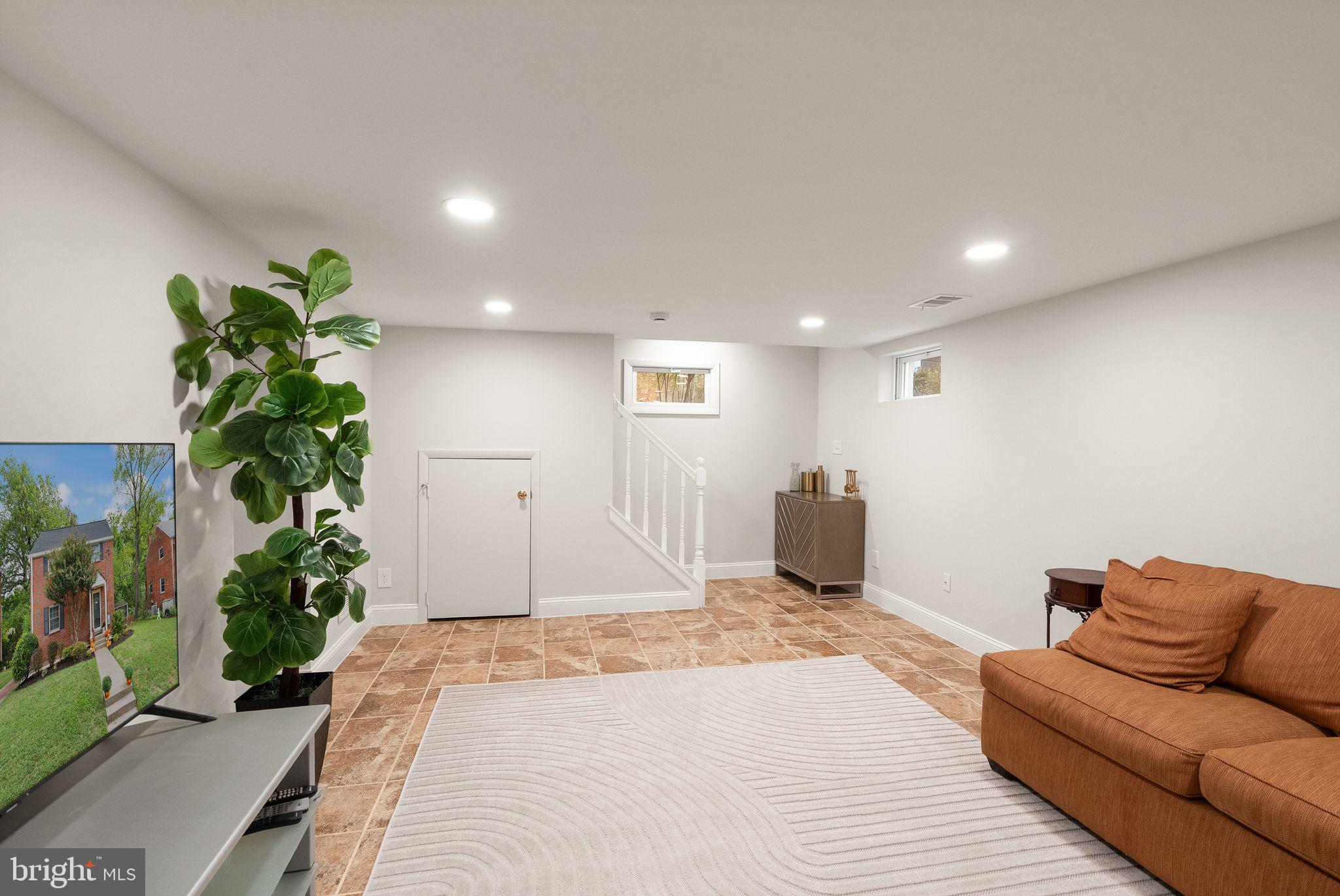 ARLINGTON FOREST - Residential