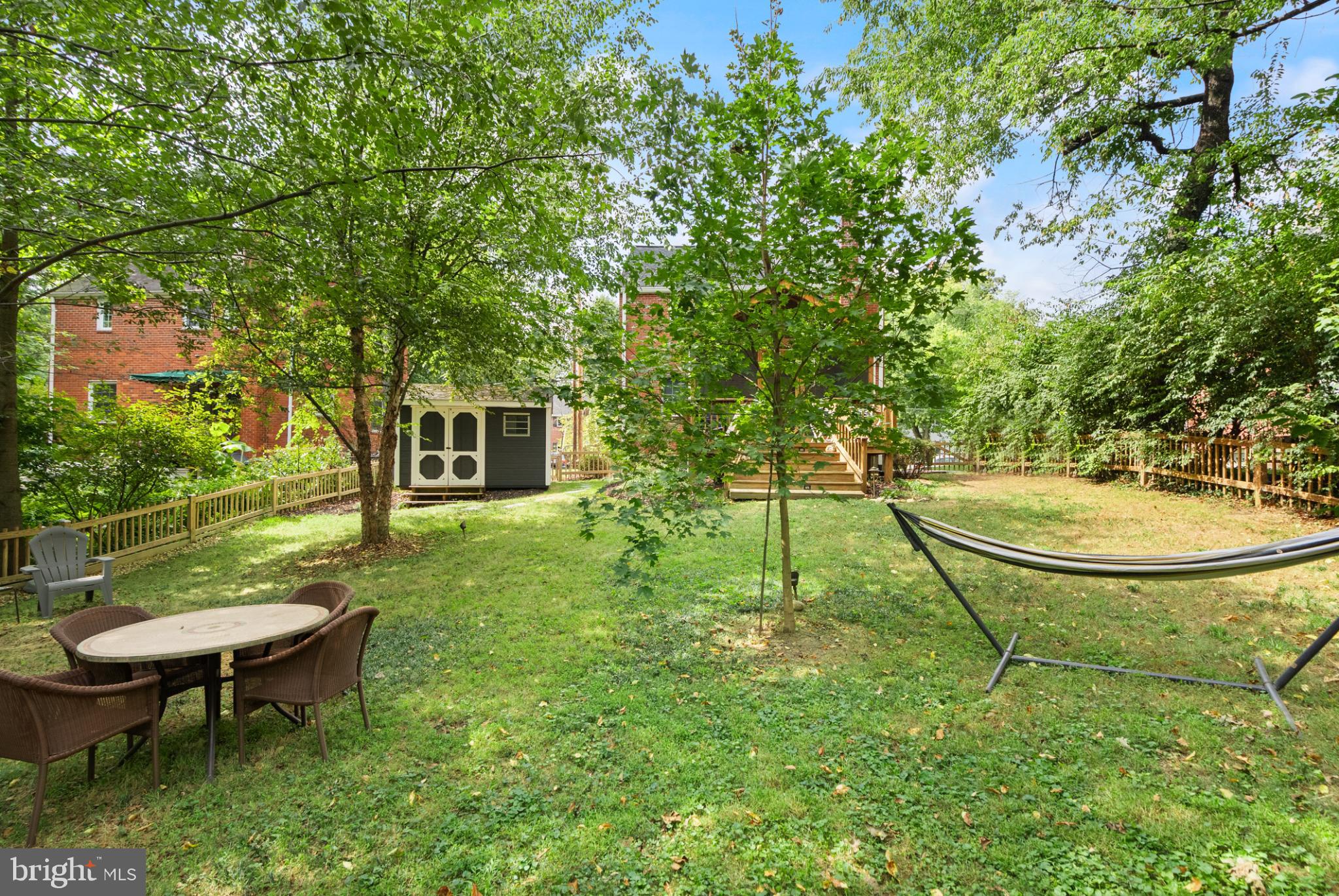 ARLINGTON FOREST - Residential