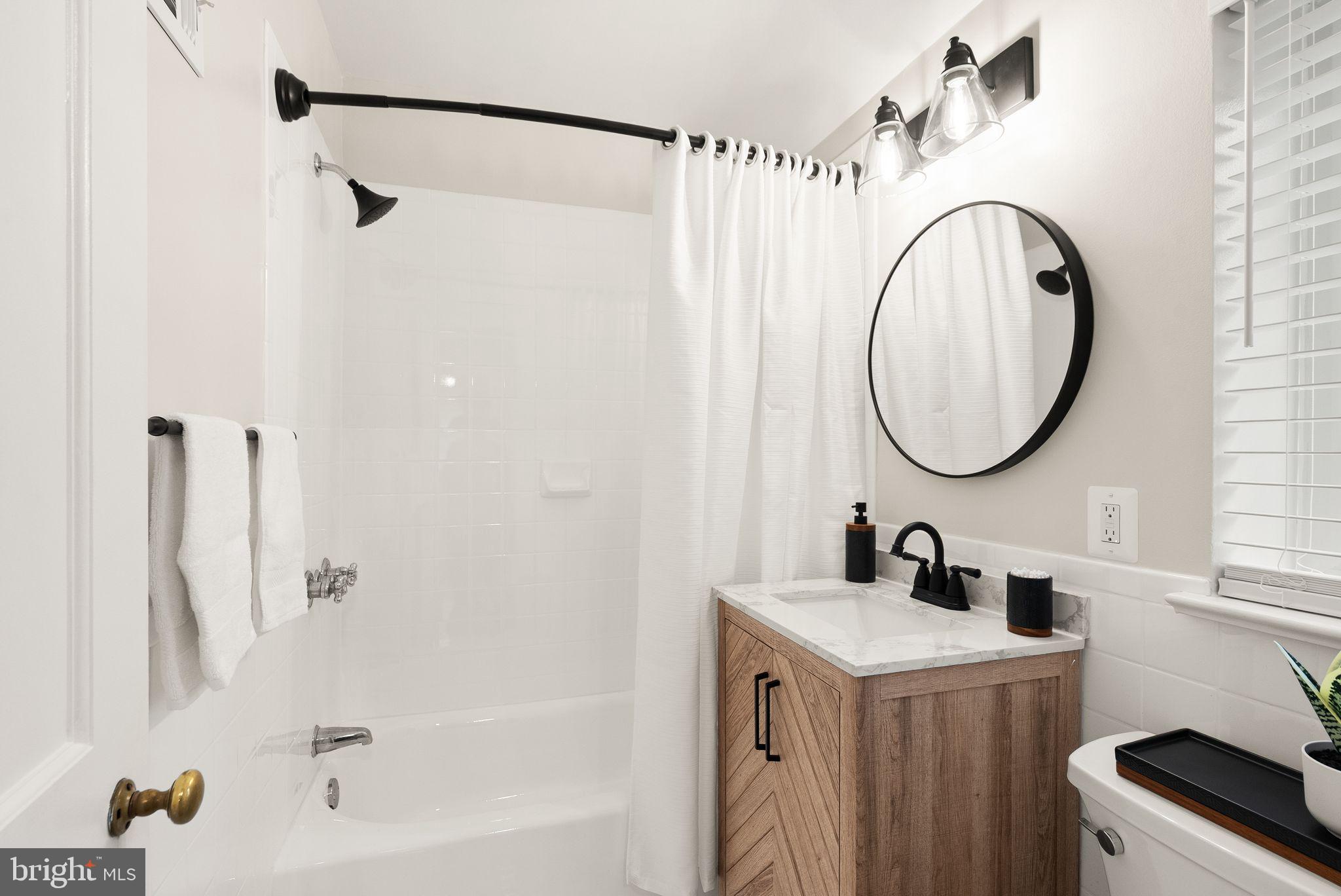 ARLINGTON FOREST - Residential