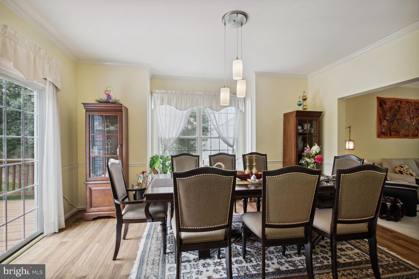 QUINCE ORCHARD ESTATES - Residential