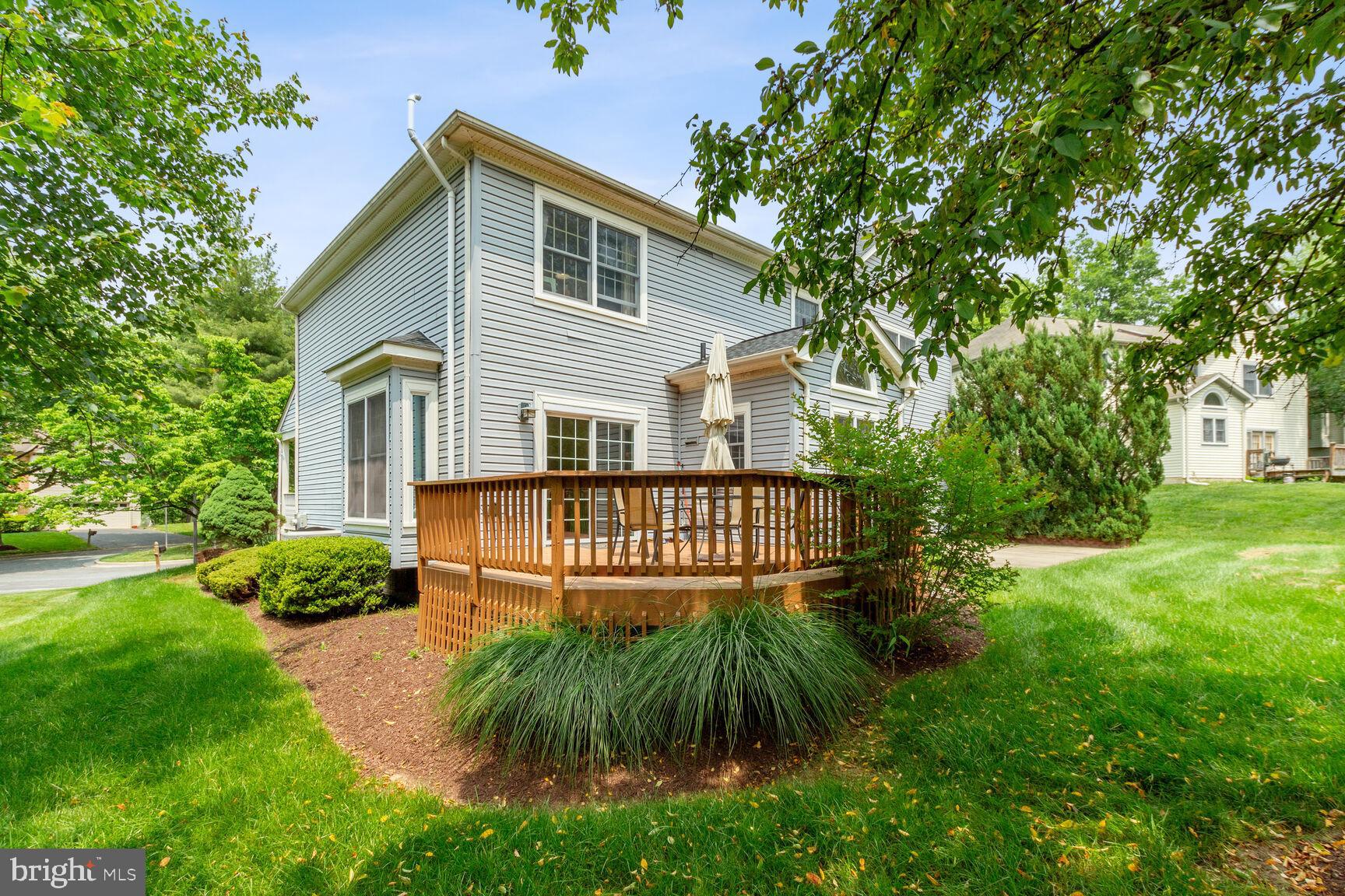 QUINCE ORCHARD ESTATES - Residential