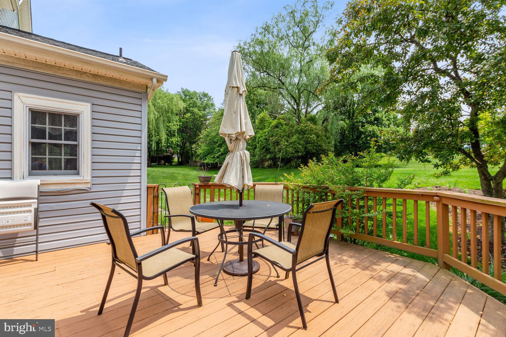 QUINCE ORCHARD ESTATES - Residential